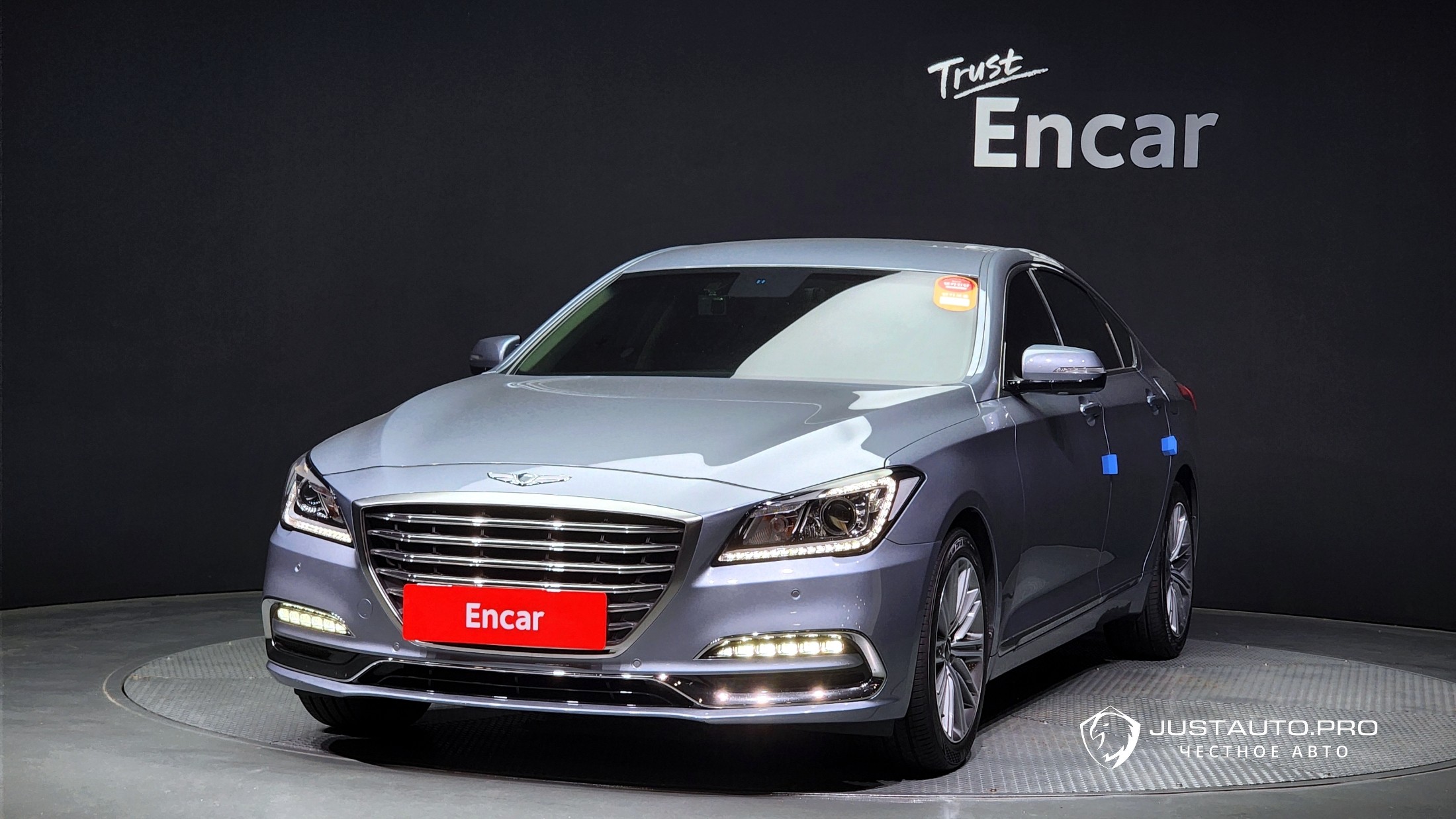 Автомобиль Genesis G80