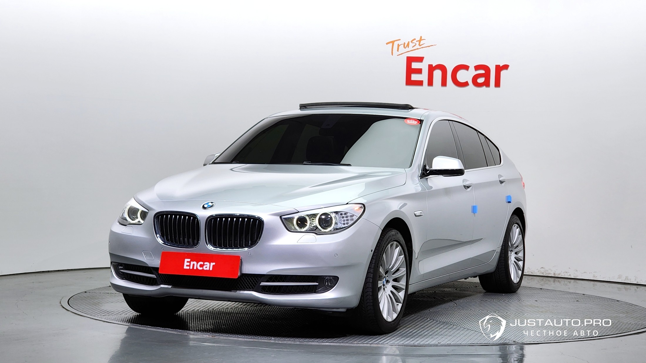 Автомобиль BMW Gran Turismo
