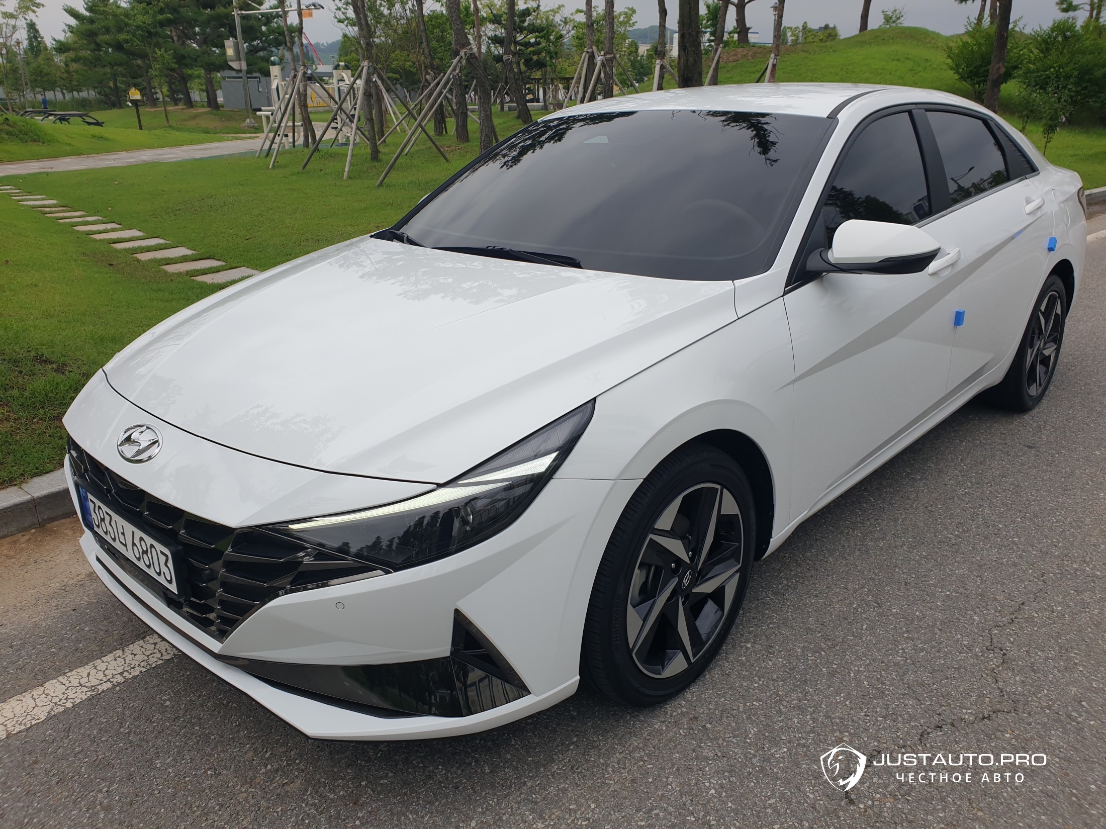 Автомобиль Hyundai AVANTE