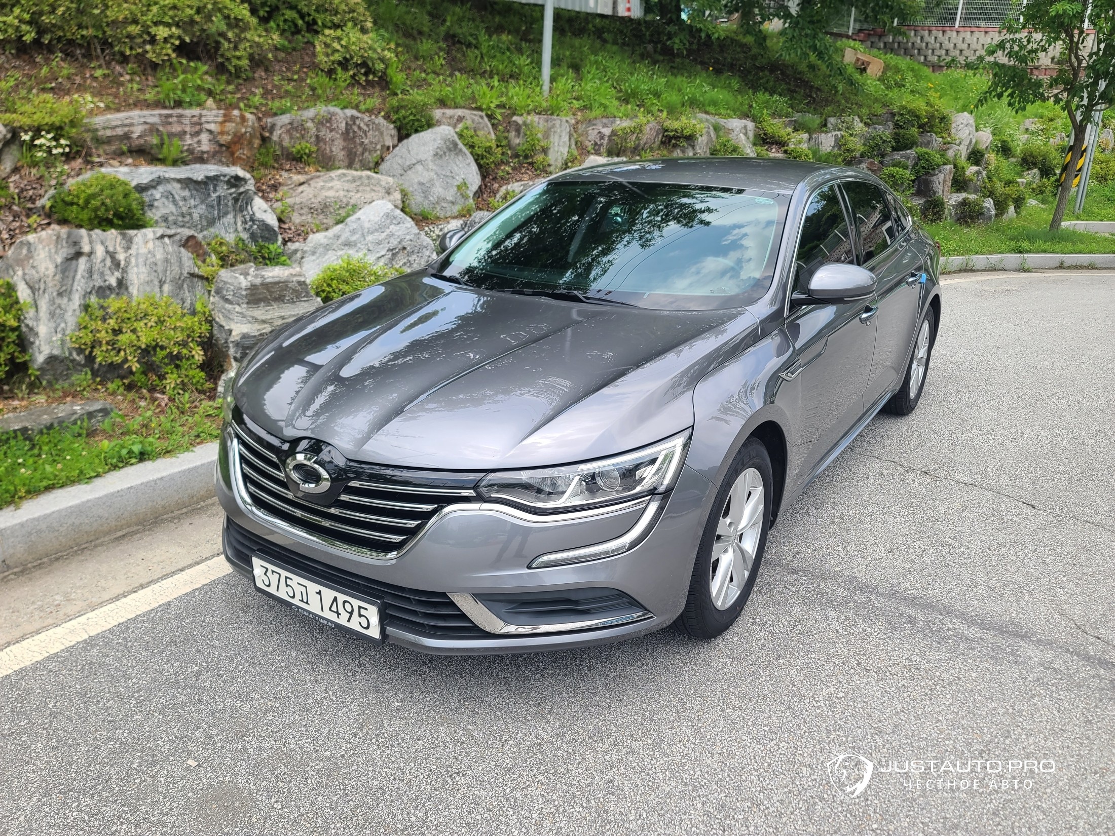 Автомобиль Renault-KoreaSamsung SM6