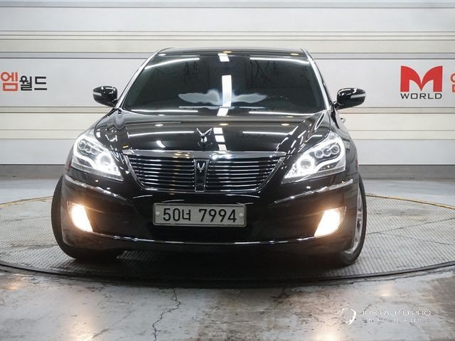 Автомобиль Hyundai Equus