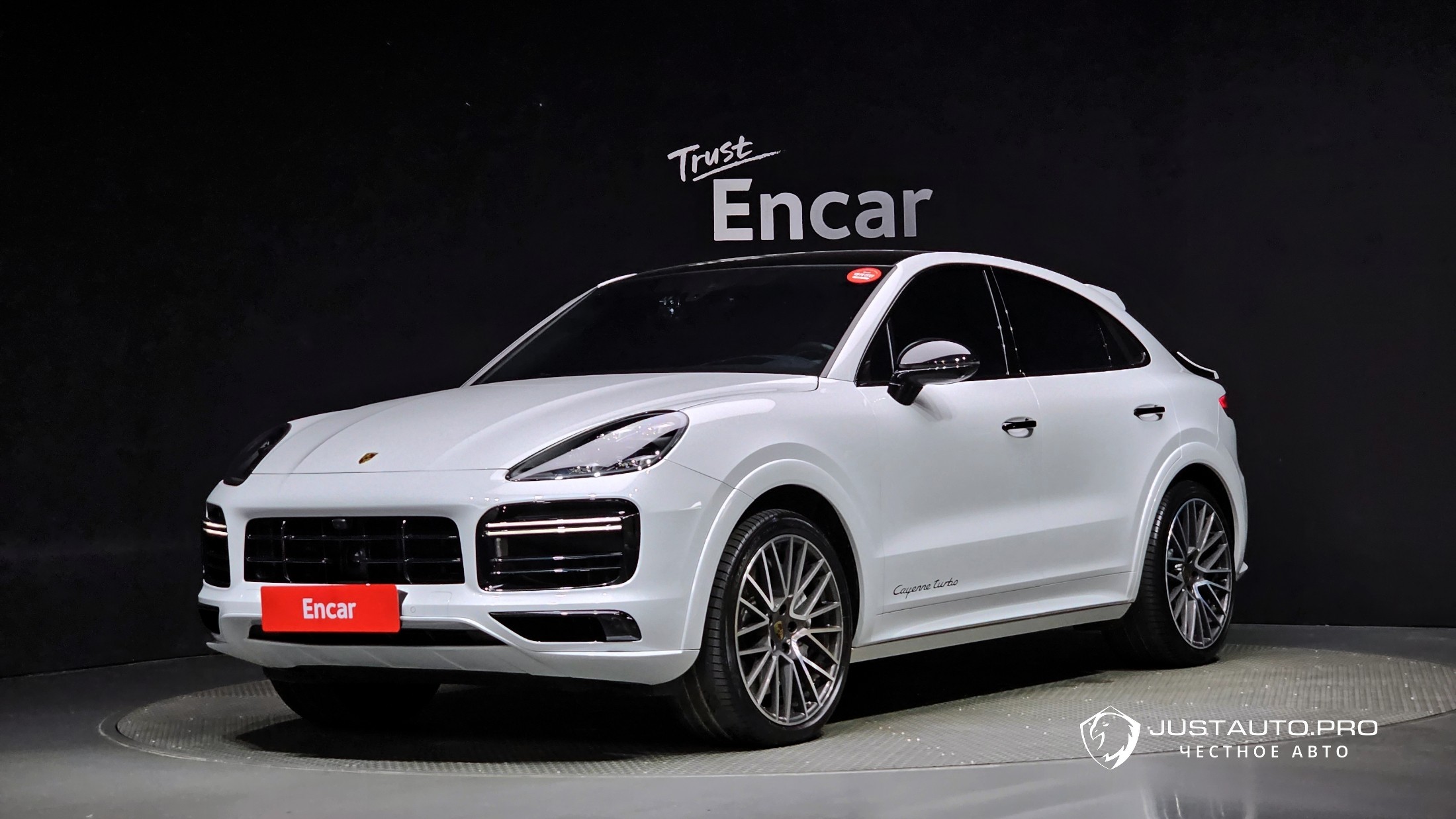Автомобиль Porsche Cayenne