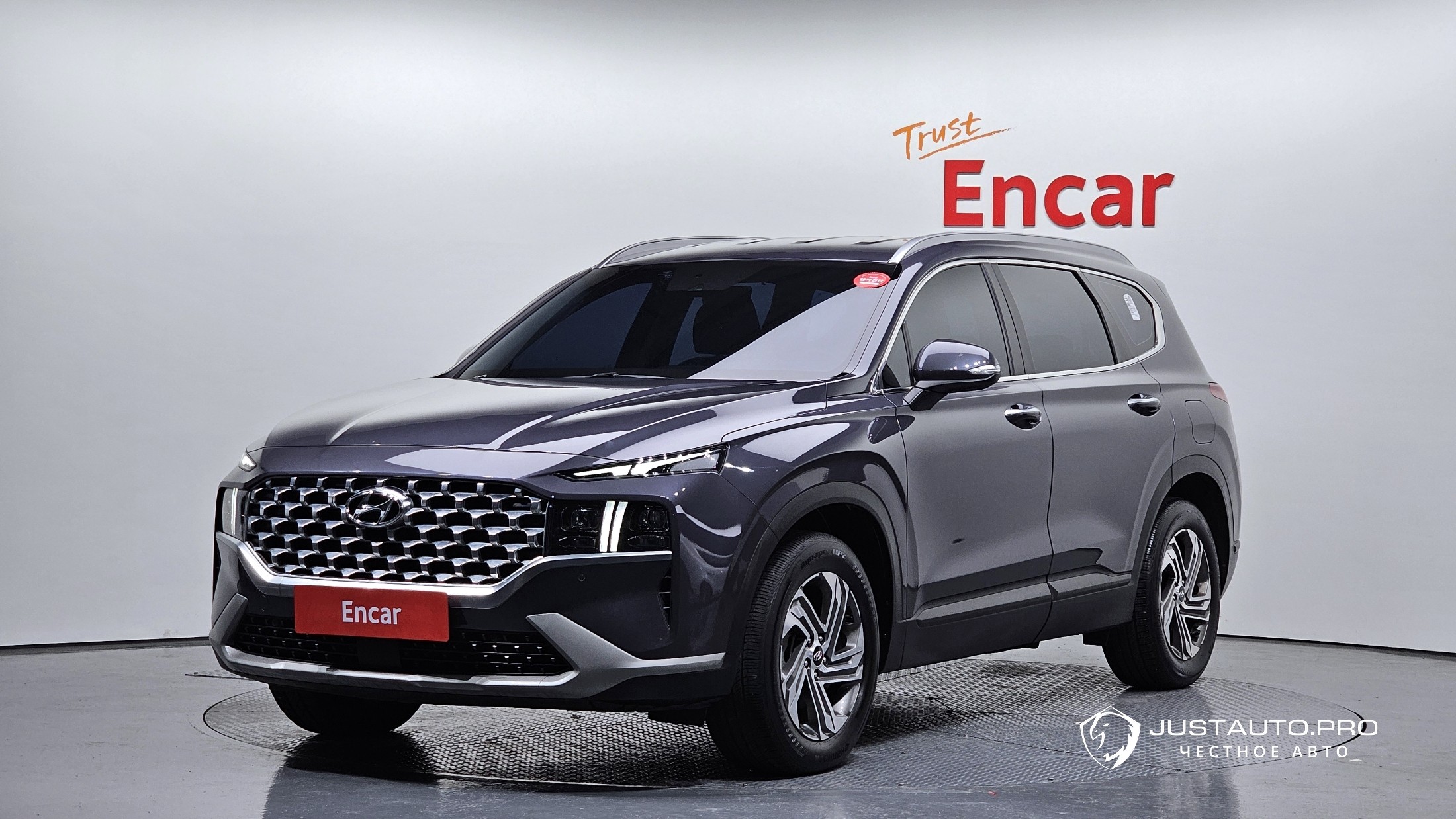 Автомобиль Hyundai Santafe