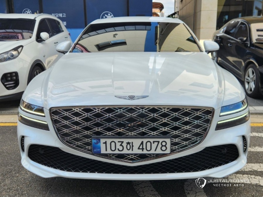 Автомобиль Genesis G80