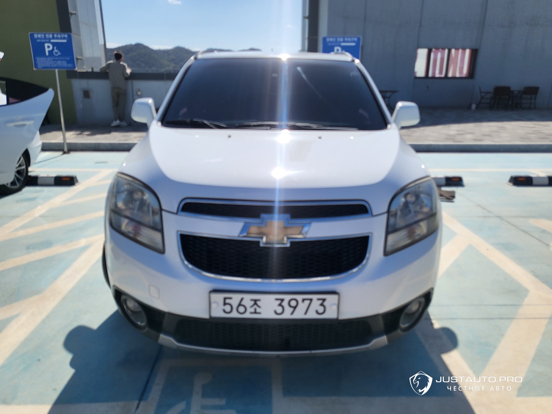 Автомобиль ChevroletGMDaewoo Orlando