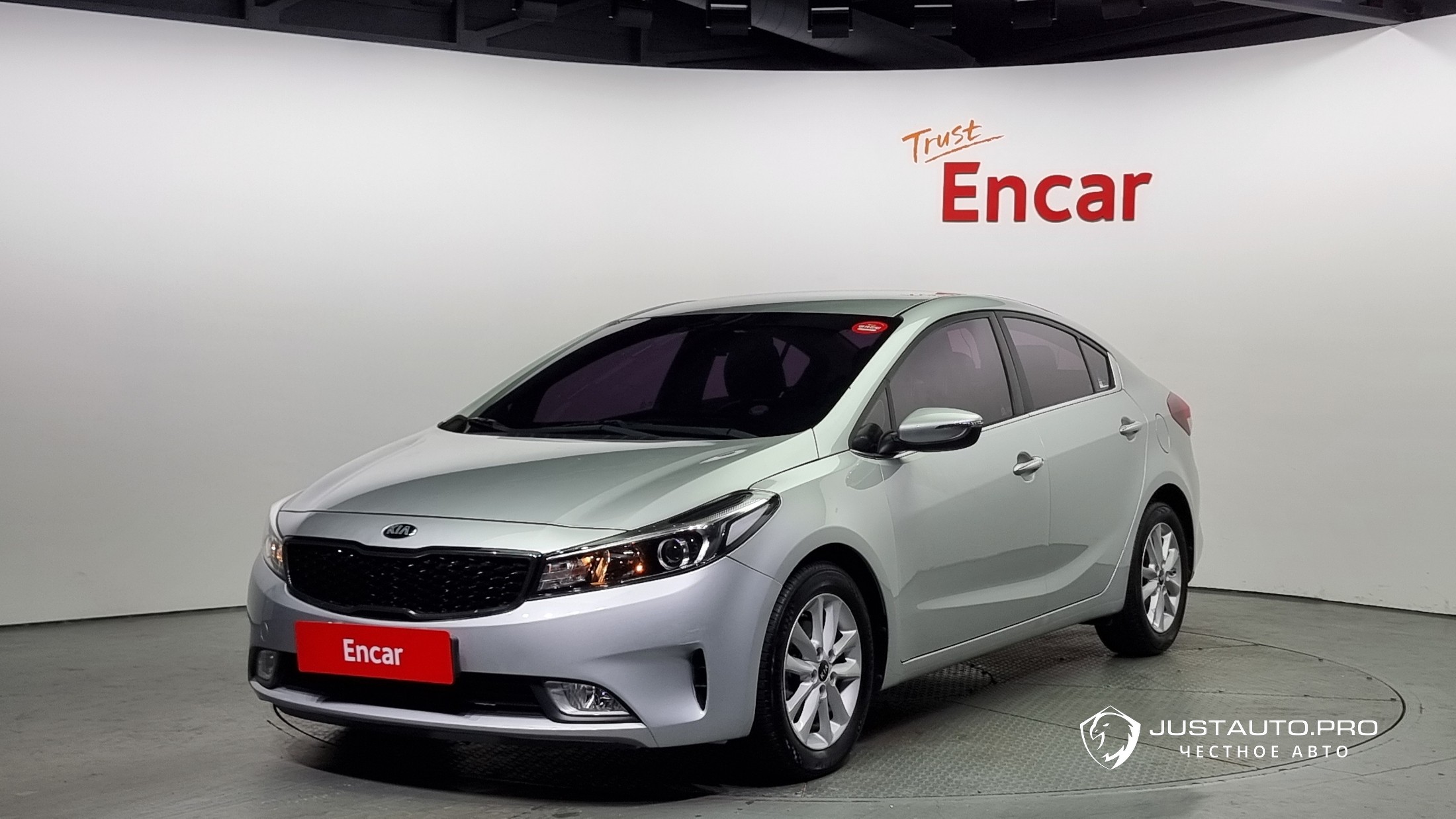Автомобиль Kia K3