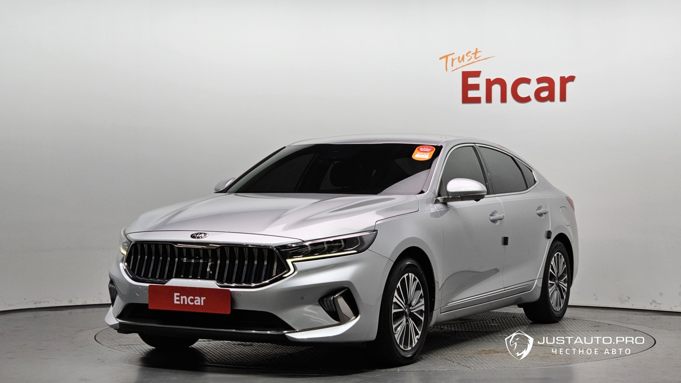 Автомобиль Kia K7