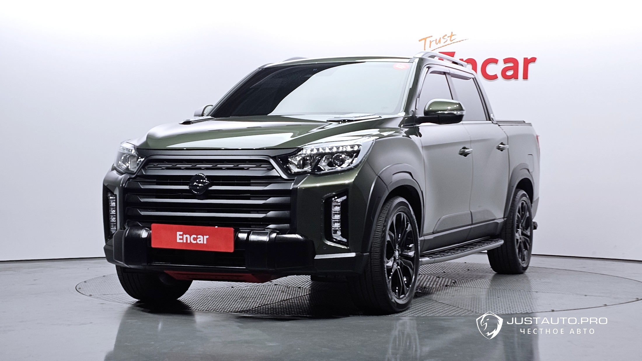 Автомобиль KG_Mobility_Ssangyong Rexton