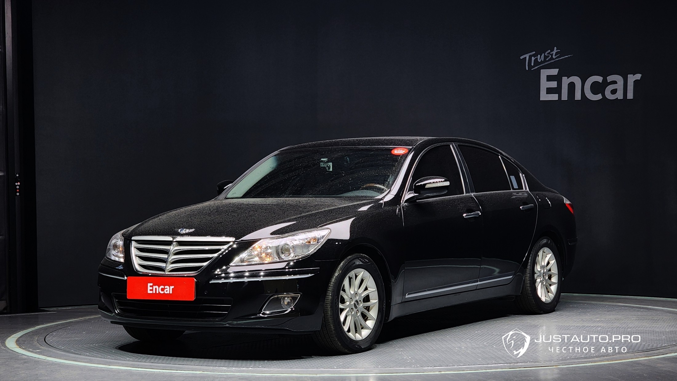 Автомобиль Hyundai Genesis