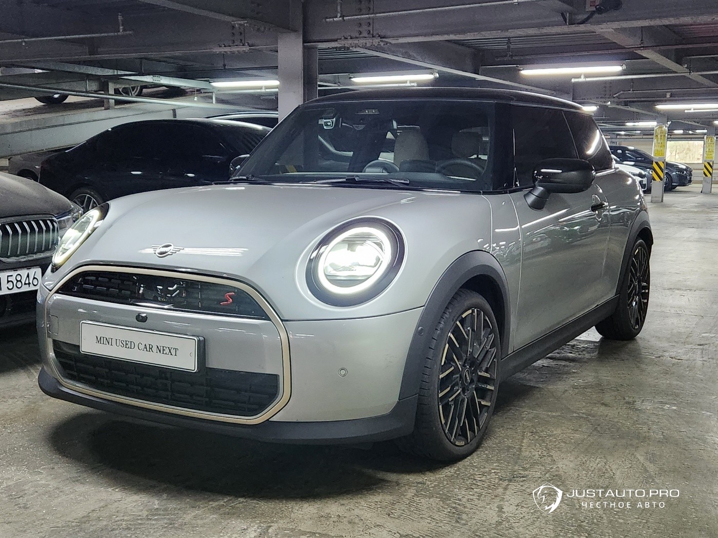 Автомобиль Mini Cooper