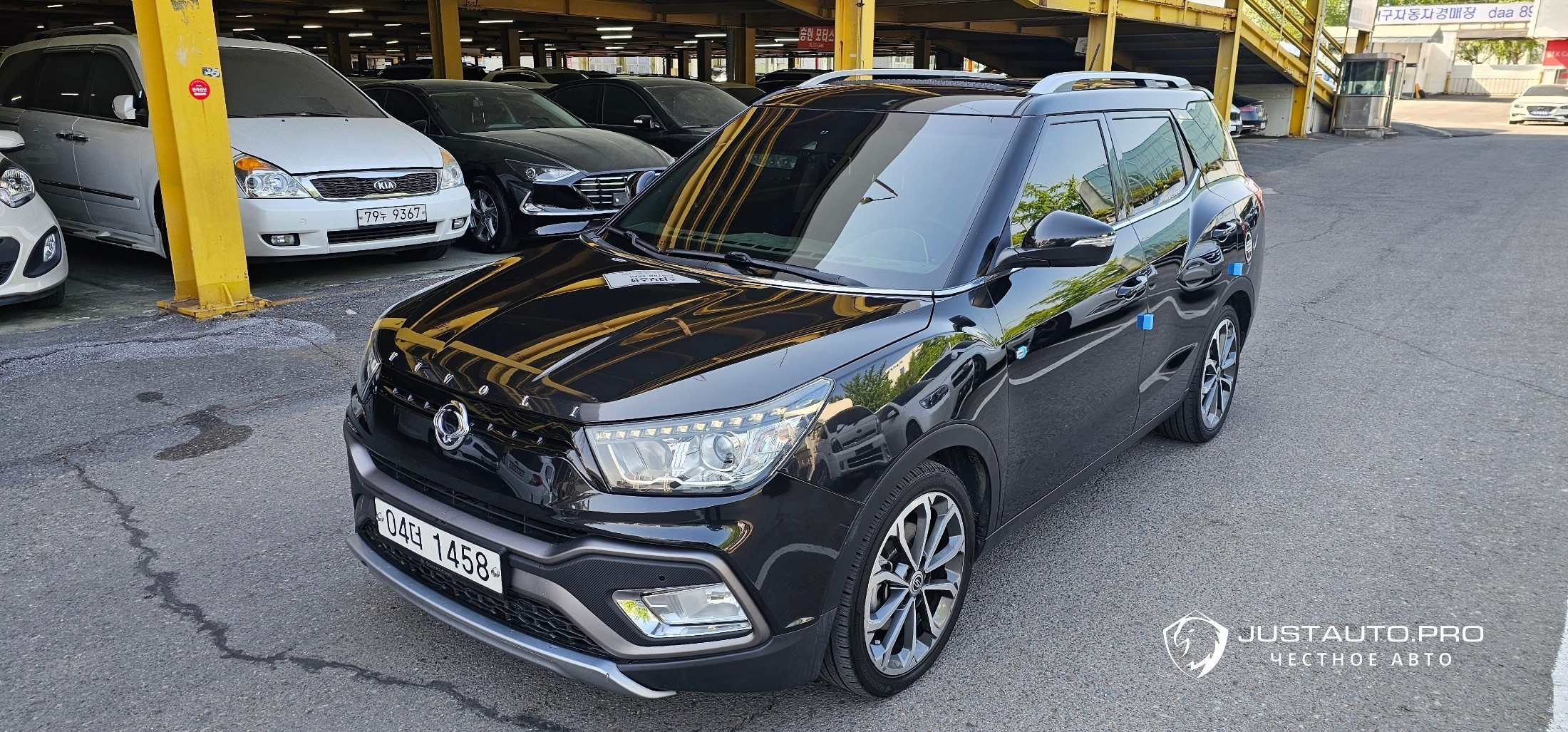 Автомобиль KG_Mobility_Ssangyong TIBOLI