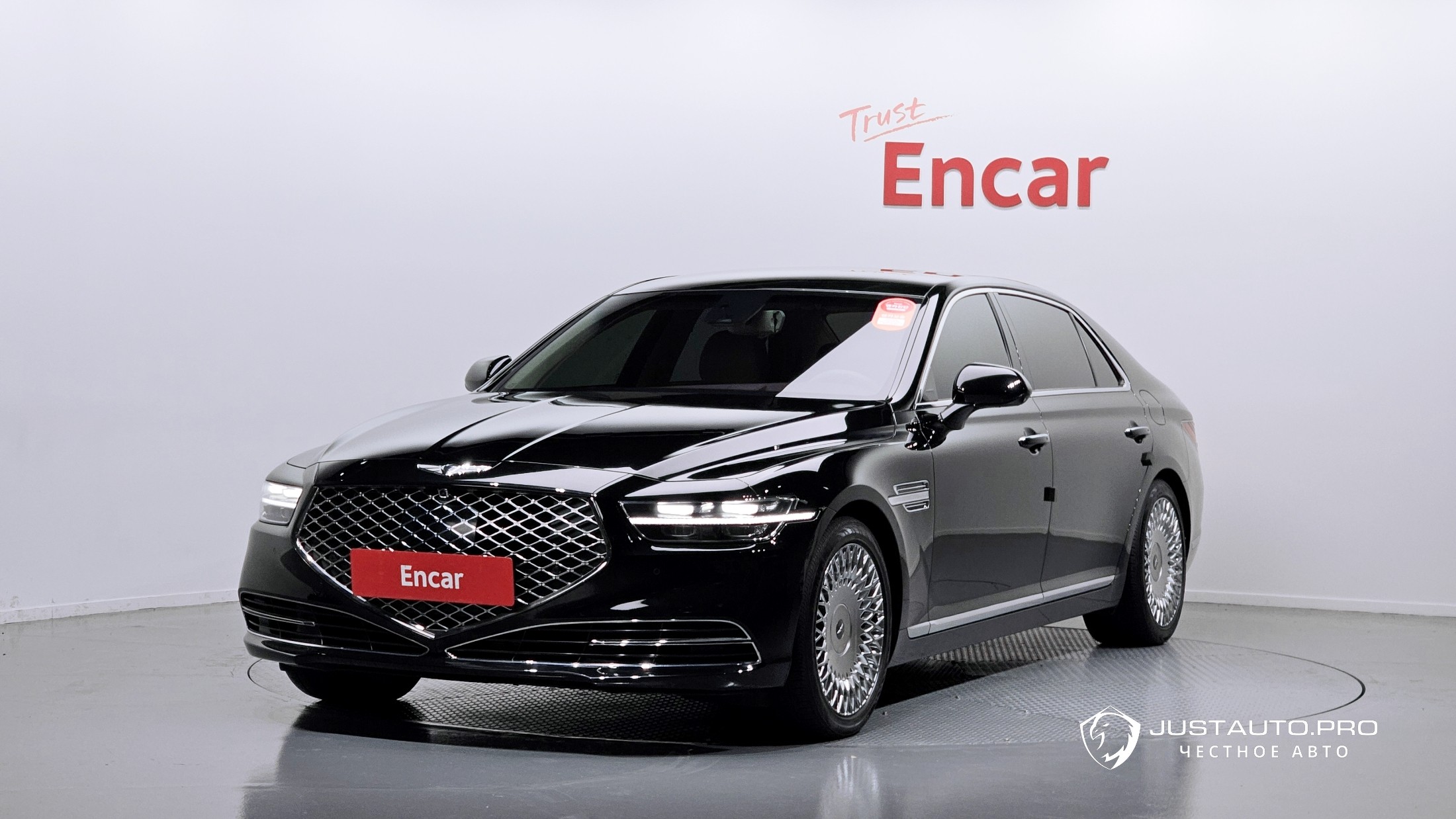 Автомобиль Genesis G90