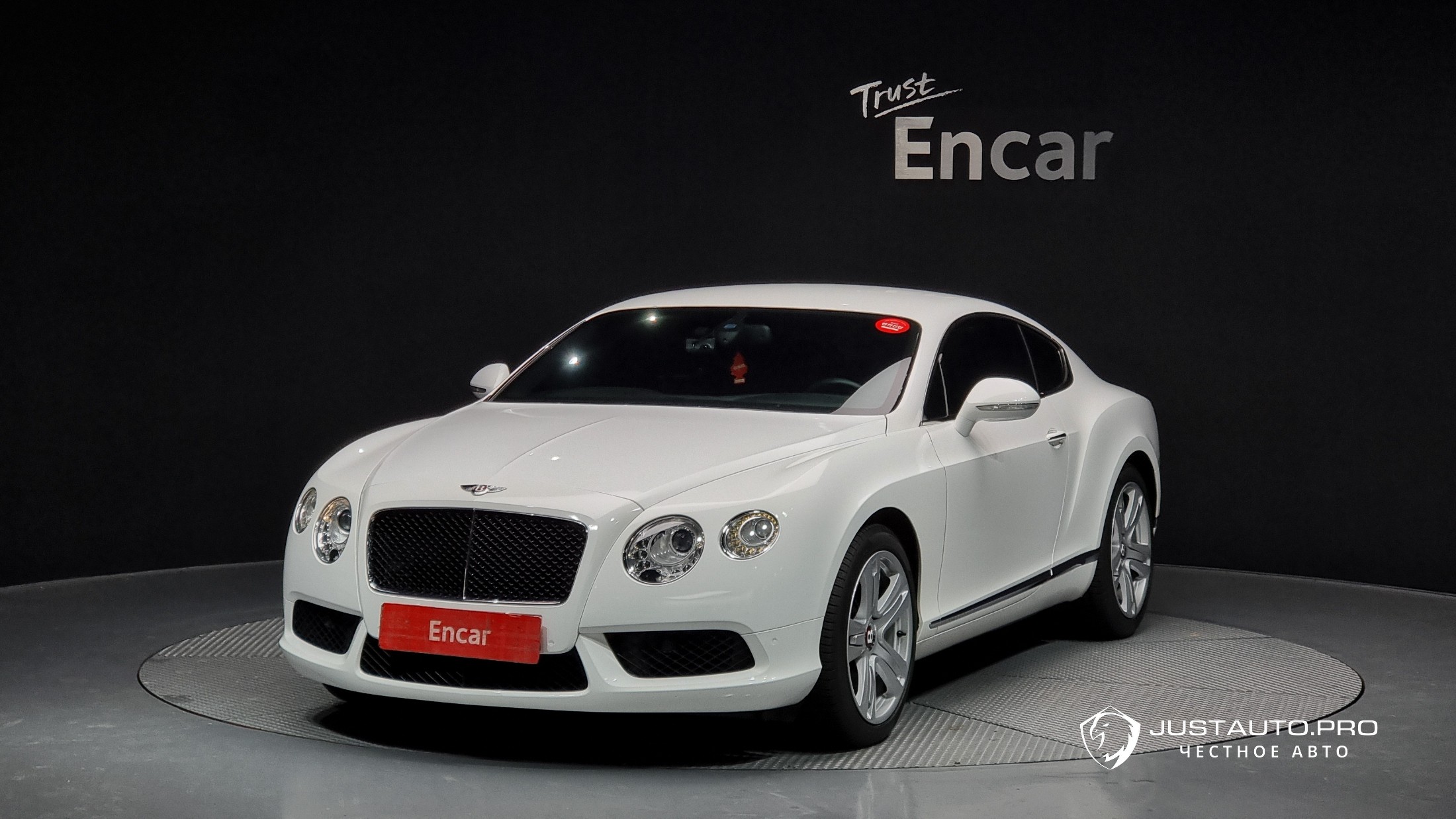 Автомобиль Bentley Continental