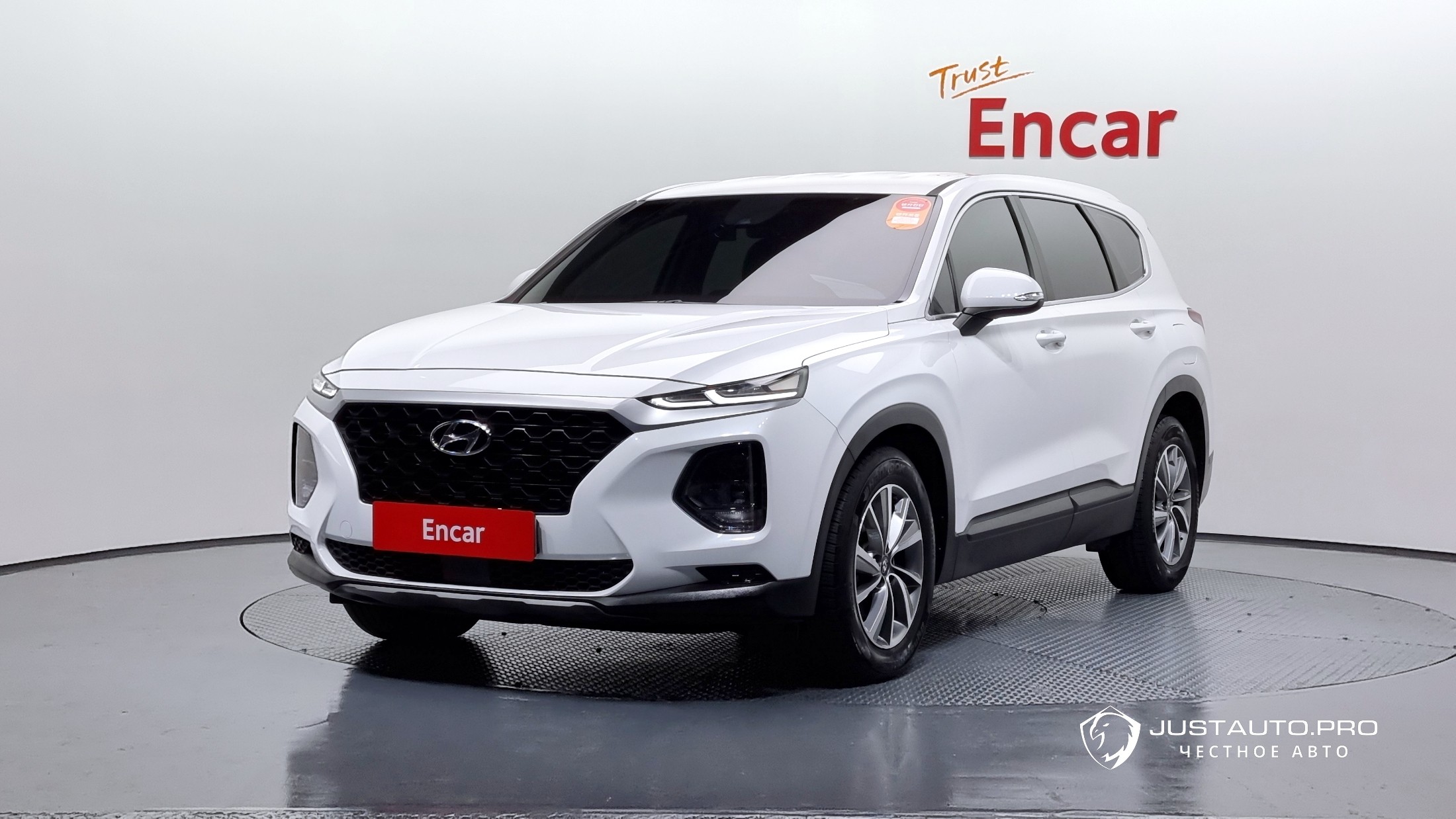 Автомобиль Hyundai Santafe