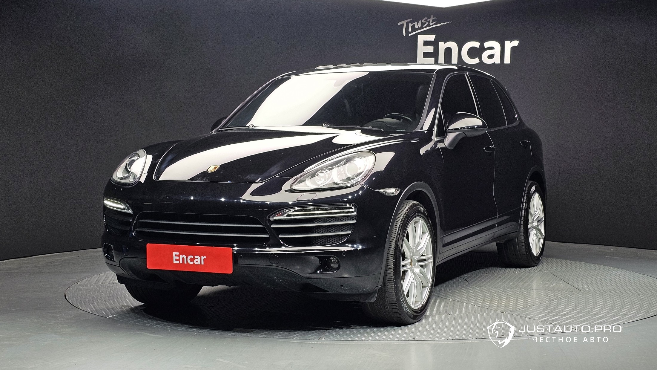 Автомобиль Porsche Cayenne