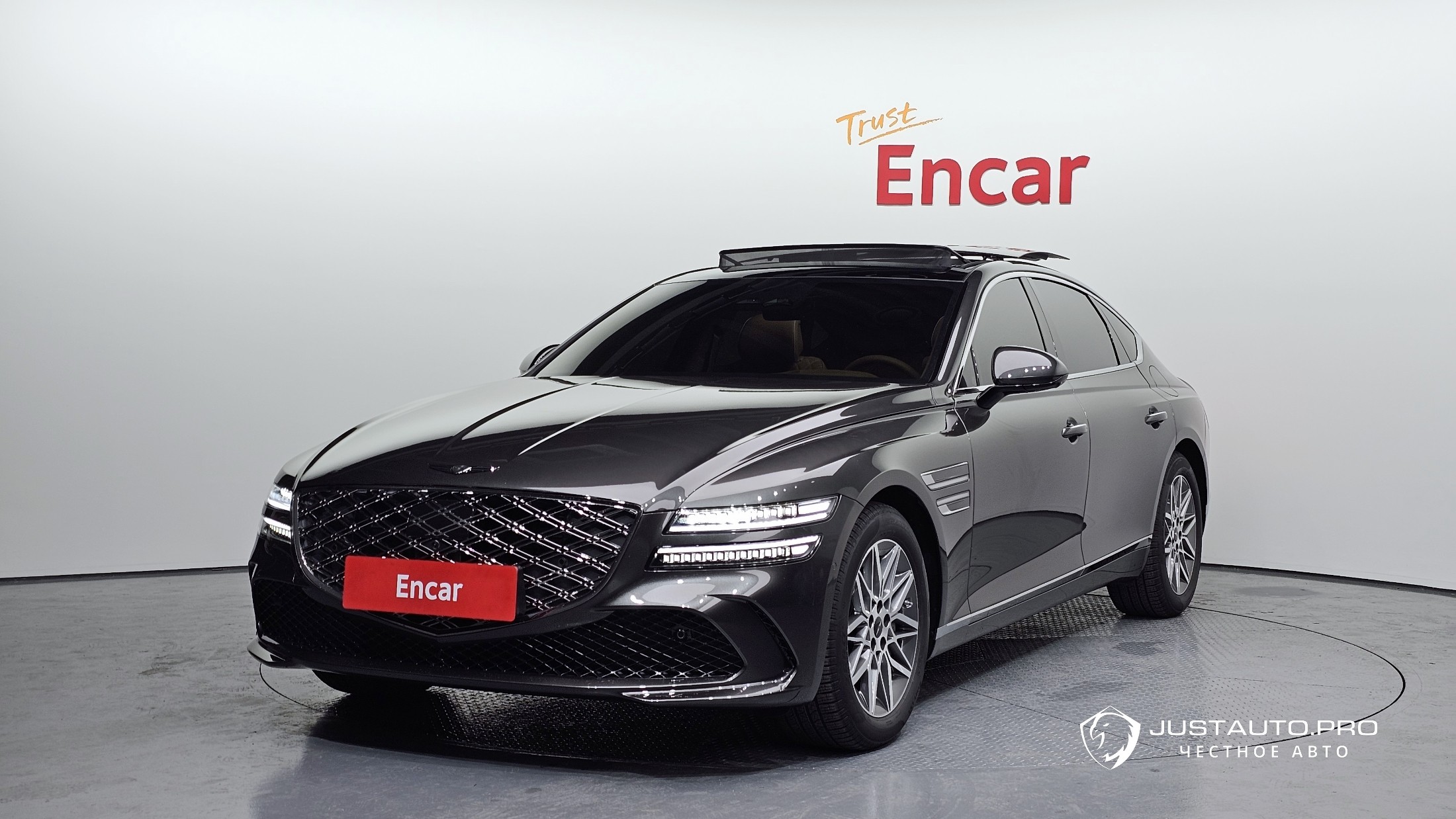 Автомобиль Genesis G80
