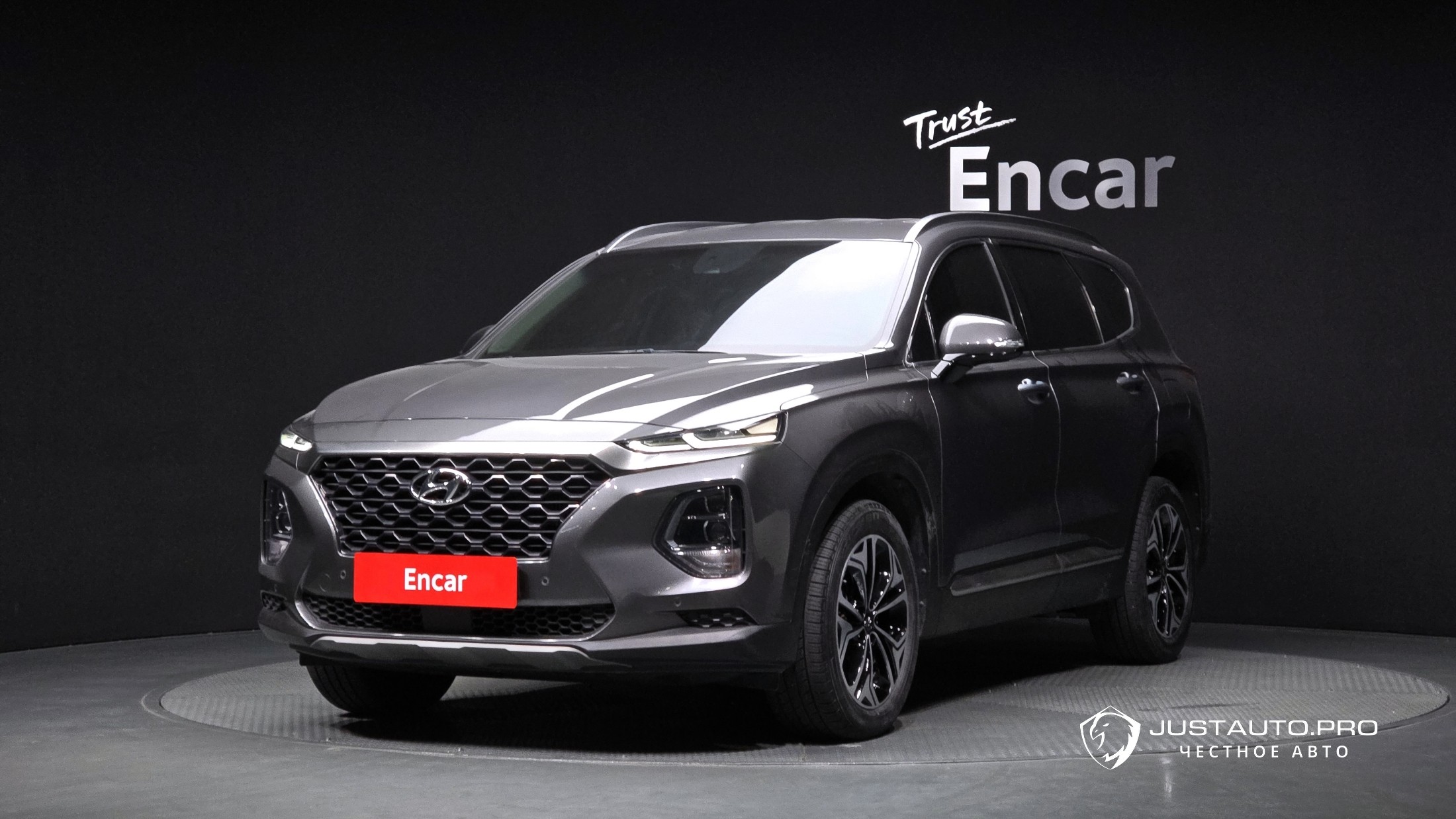 Автомобиль Hyundai Santafe