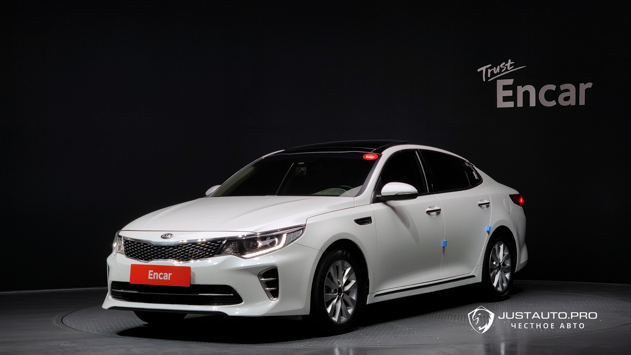 Автомобиль Kia K5
