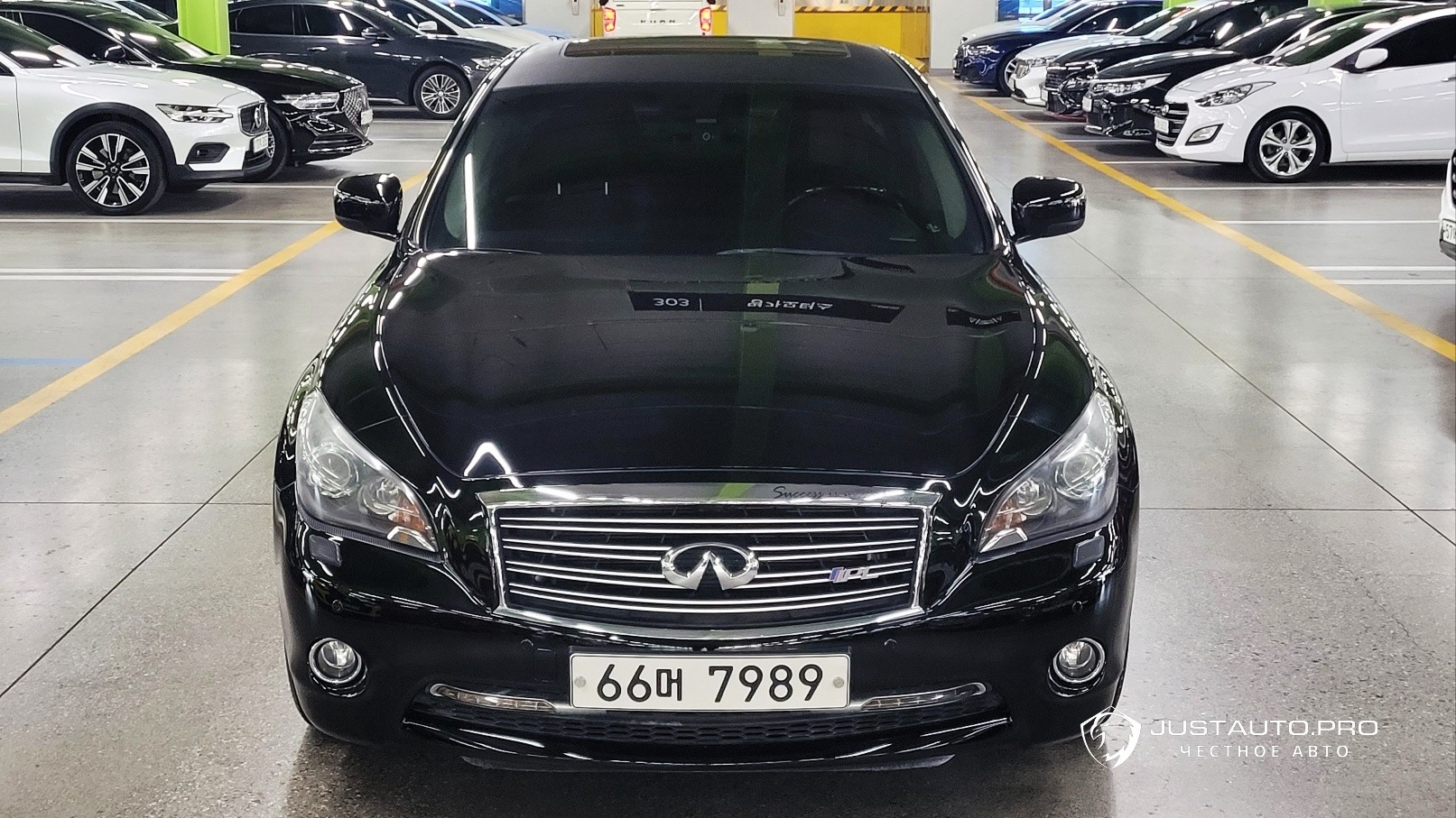 Автомобиль Infiniti M