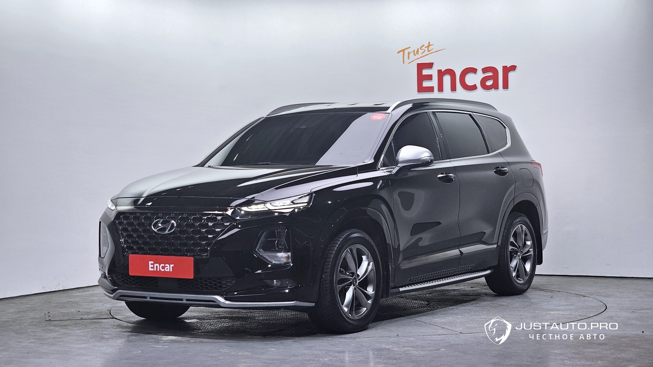 Автомобиль Hyundai Santafe