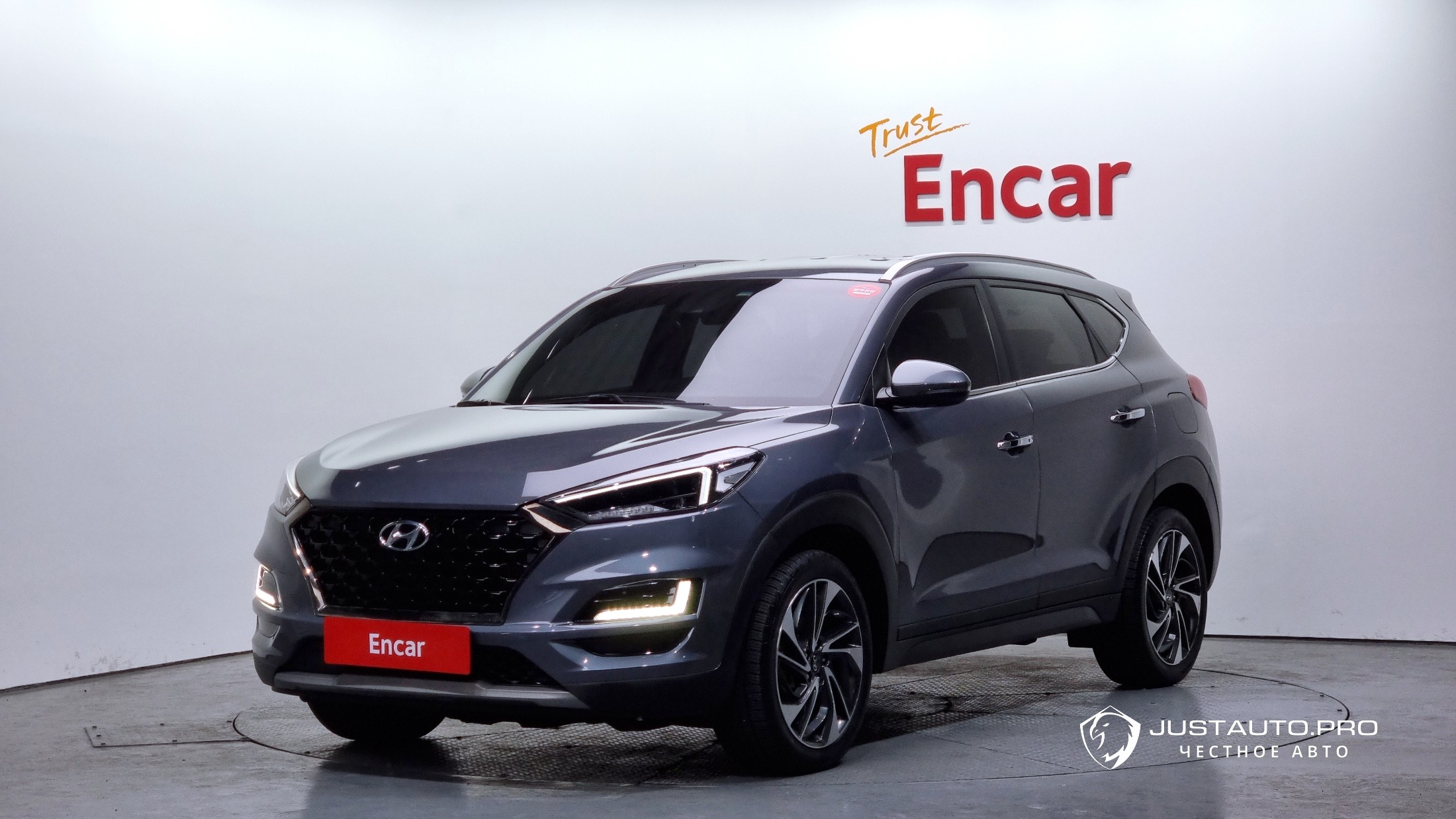 Автомобиль Hyundai Tucson
