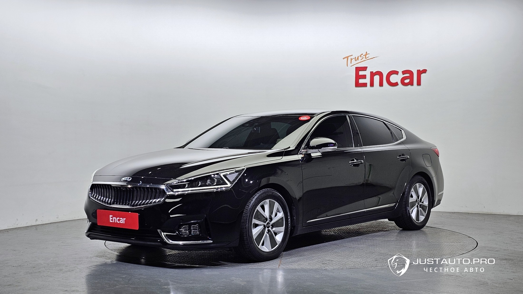 Автомобиль Kia K7