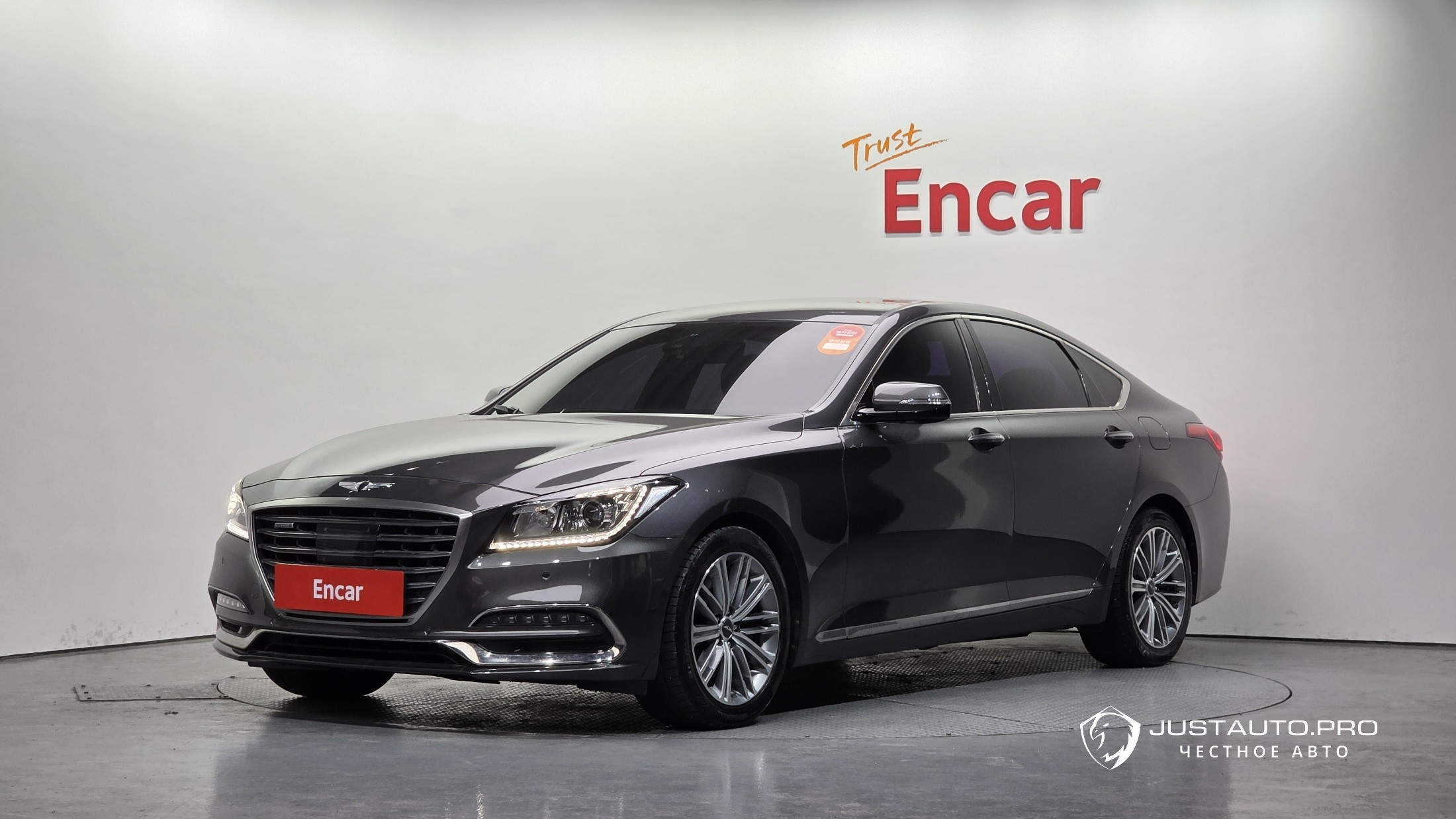 Автомобиль Genesis G80
