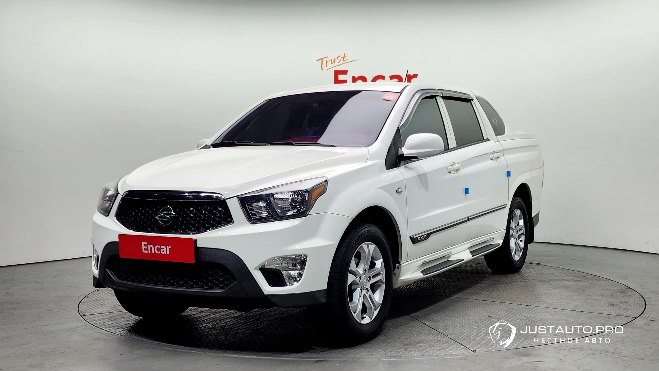 Автомобиль KG_Mobility_Ssangyong KORANDO