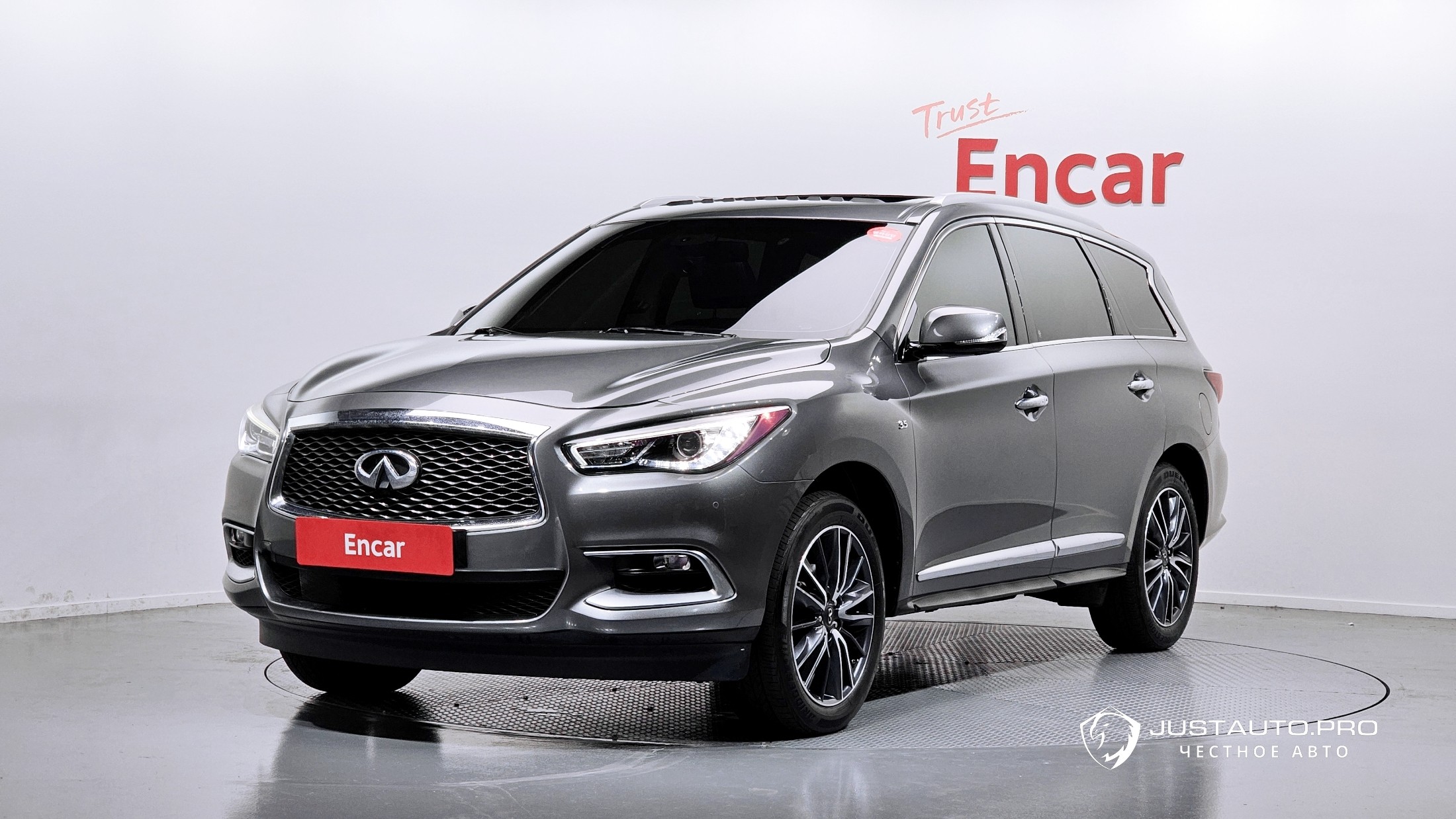 Автомобиль Infiniti QX60