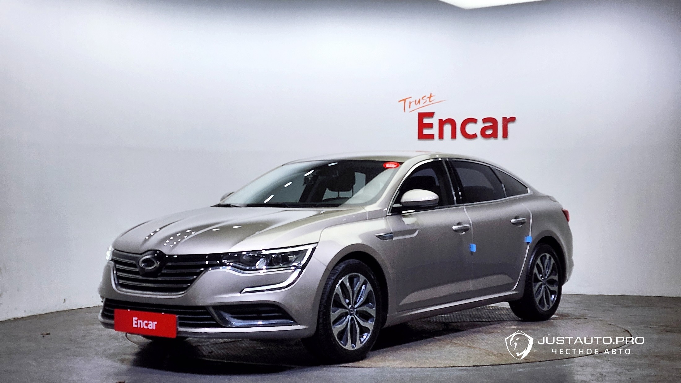 Автомобиль Renault-KoreaSamsung SM6