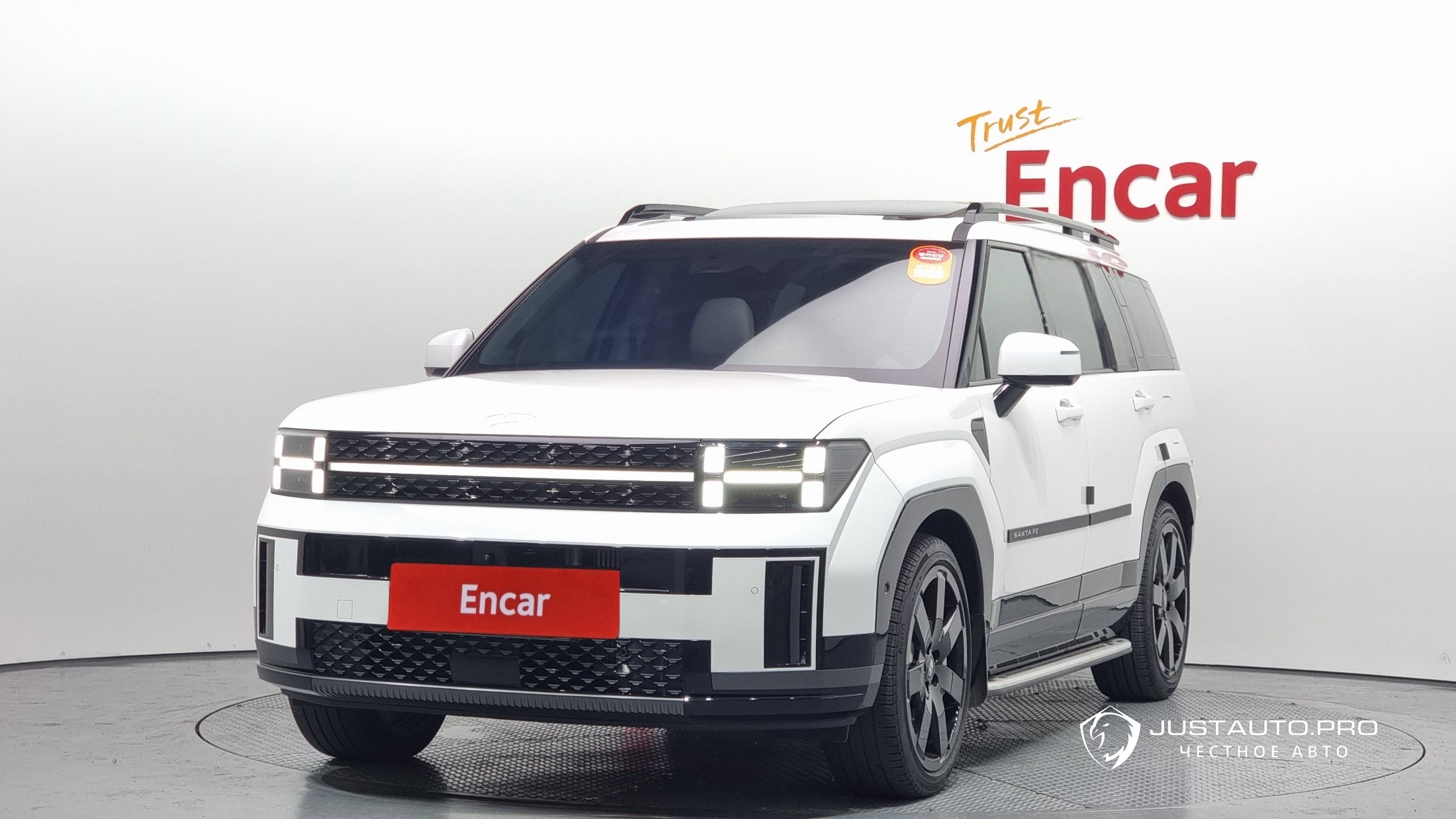 Автомобиль Hyundai Santafe