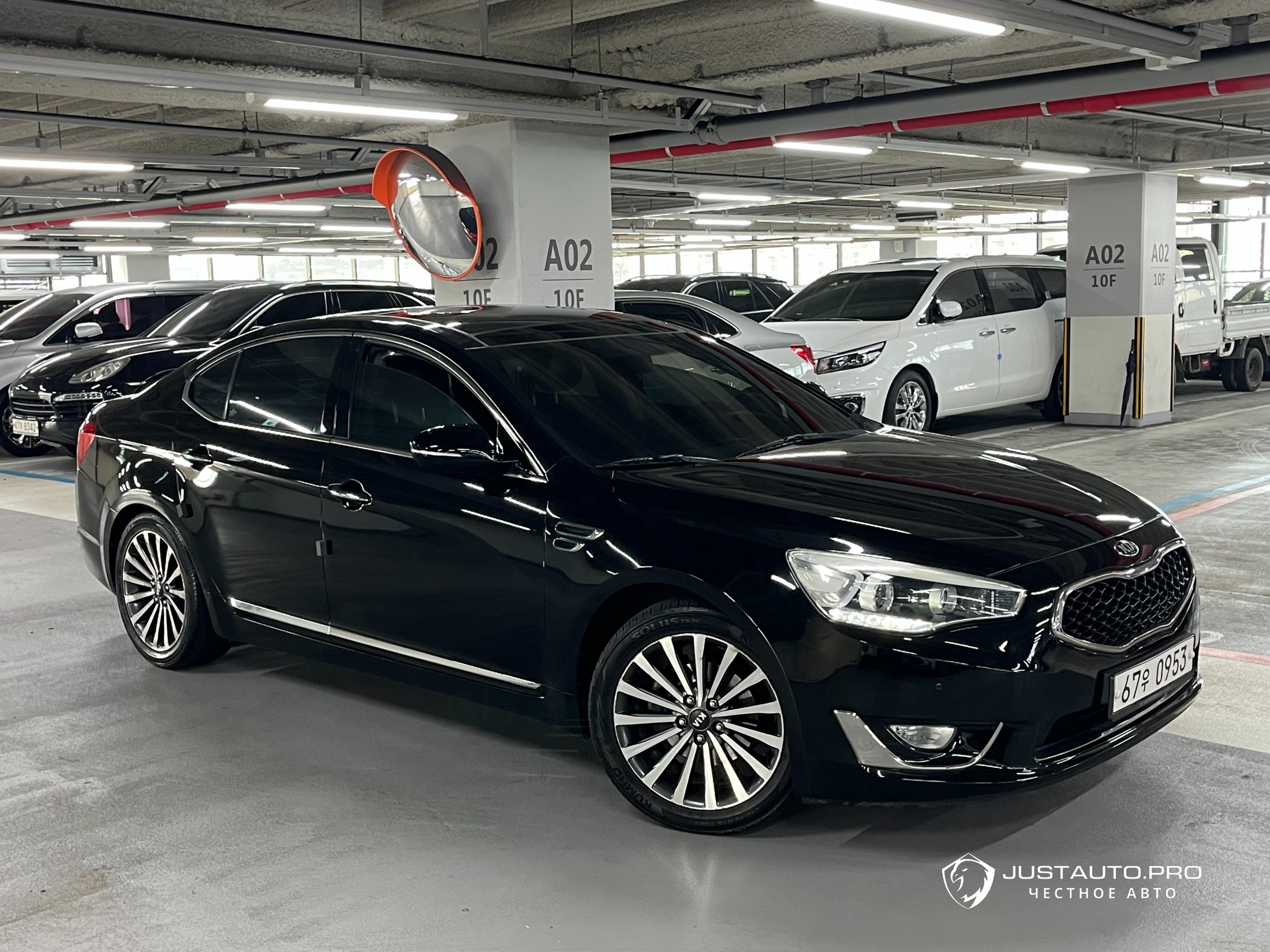 Автомобиль Kia K7