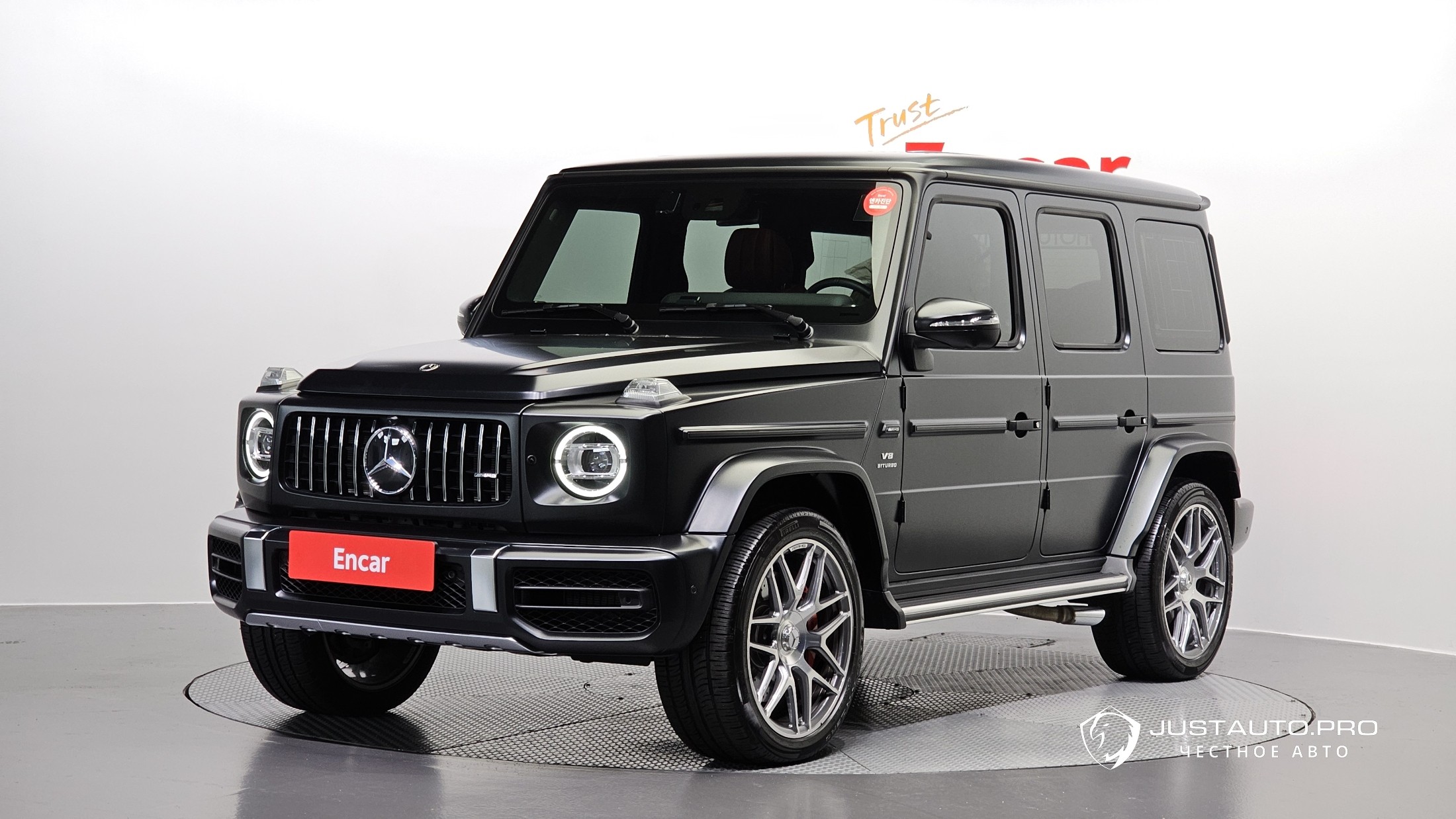 Автомобиль Mercedes-Benz G-Class