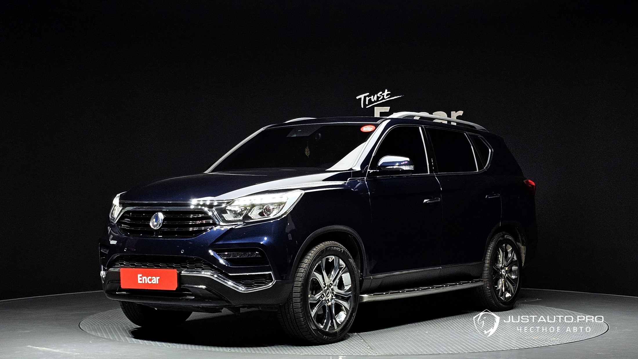 Автомобиль KG_Mobility_Ssangyong Rexton