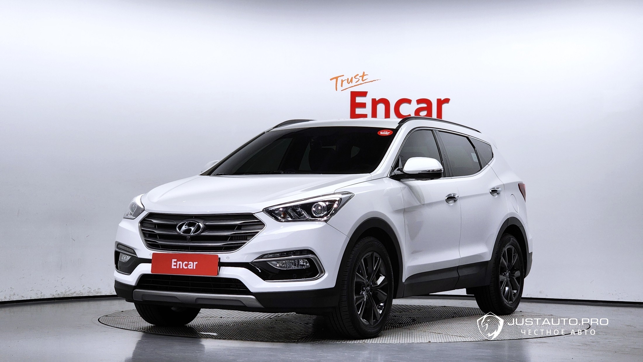 Автомобиль Hyundai Santafe