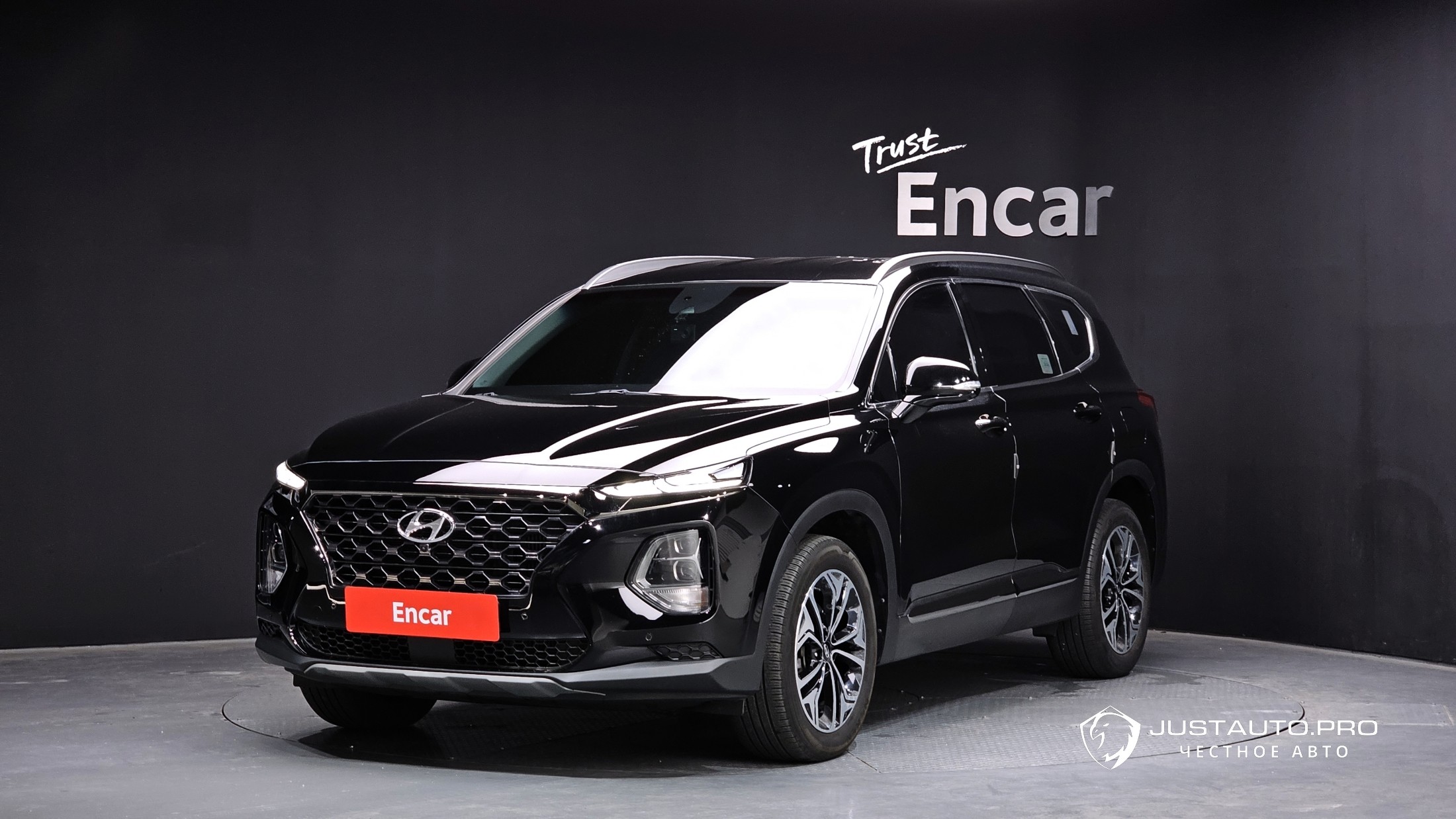 Автомобиль Hyundai Santafe