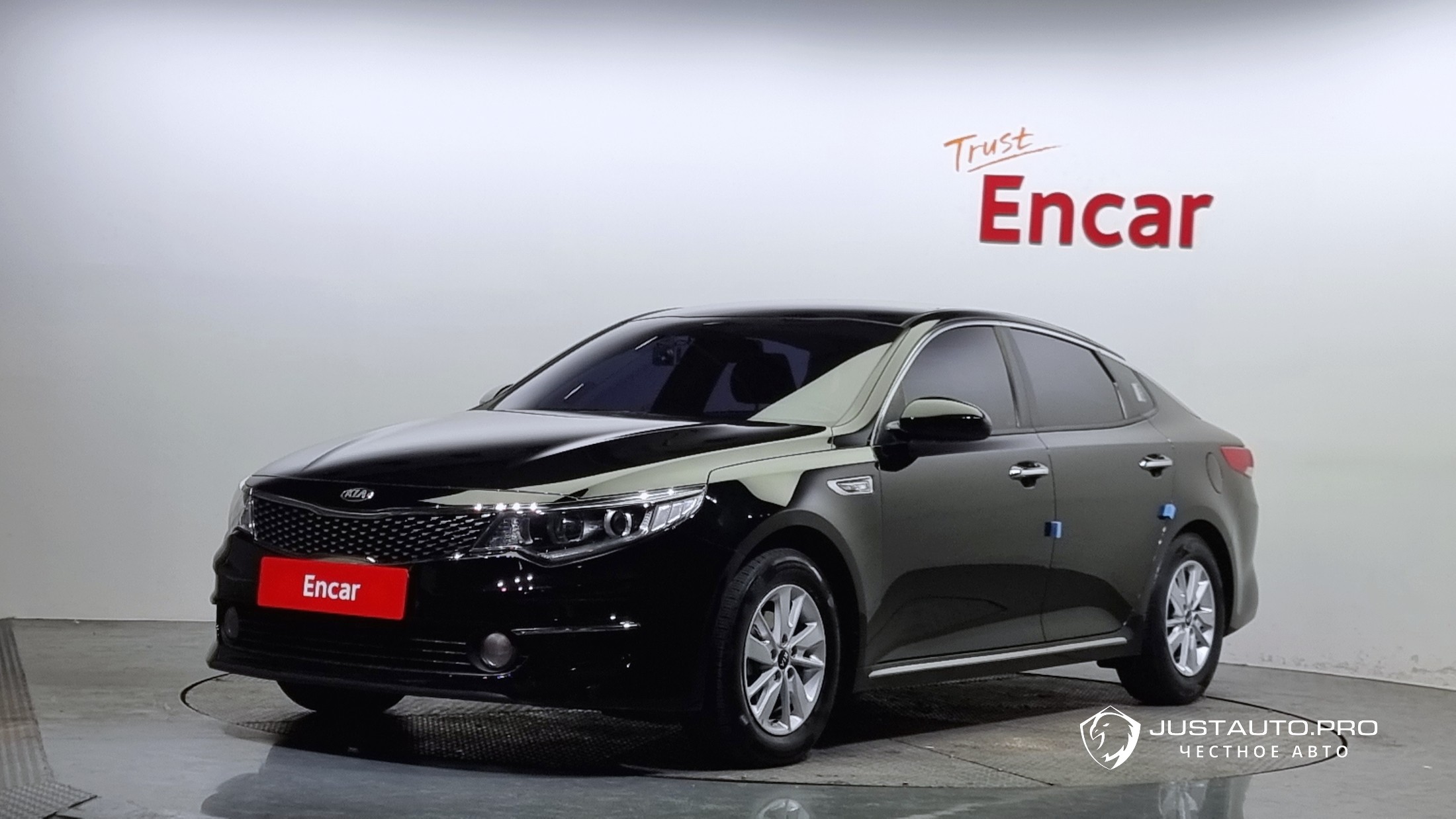Автомобиль Kia K5