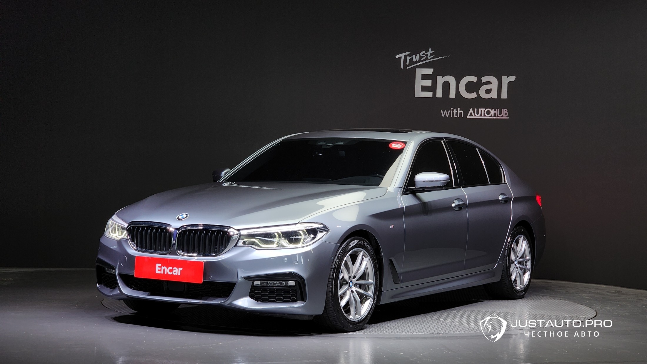 Автомобиль BMW 5-Series