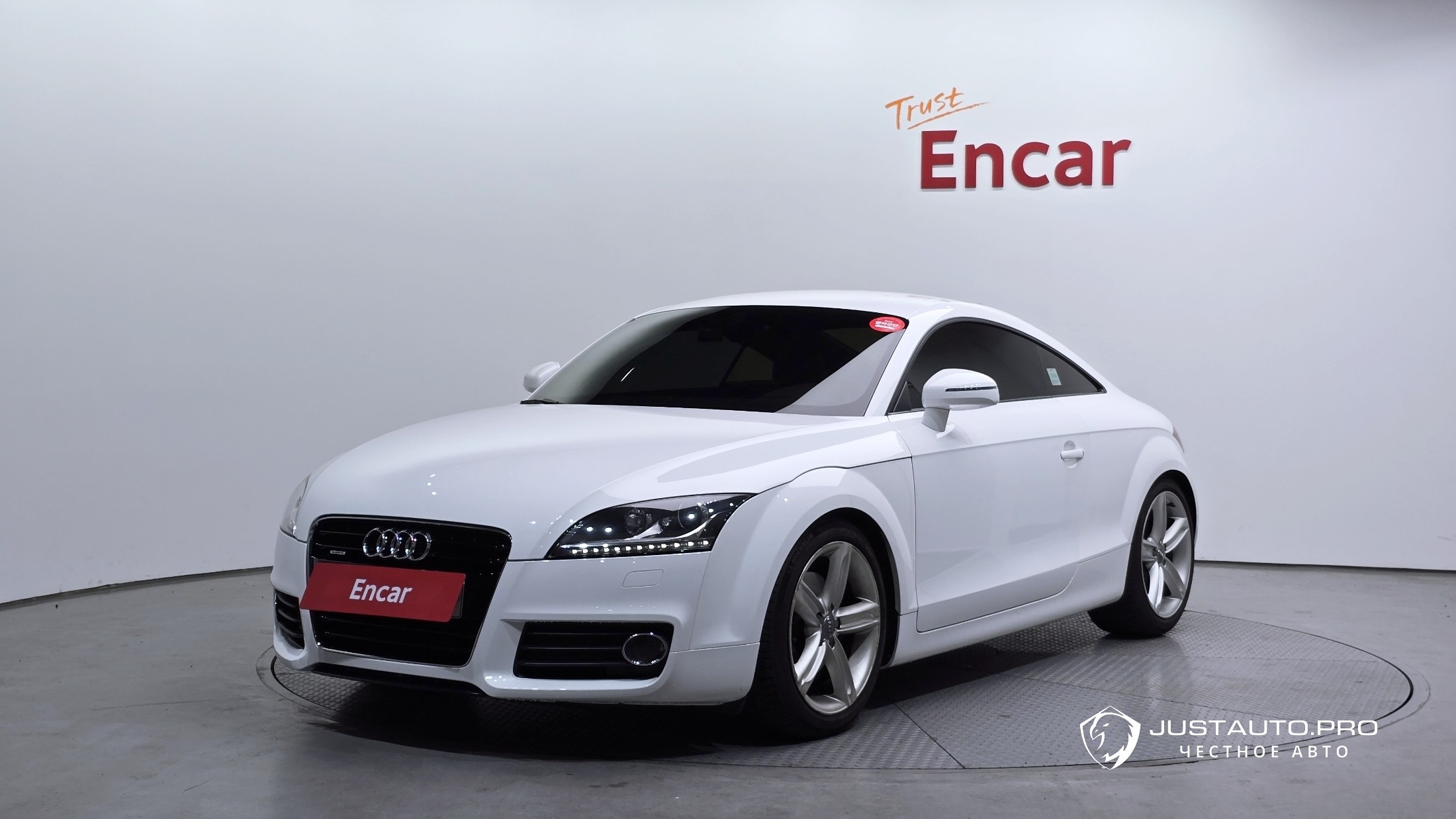 Автомобиль Audi TT