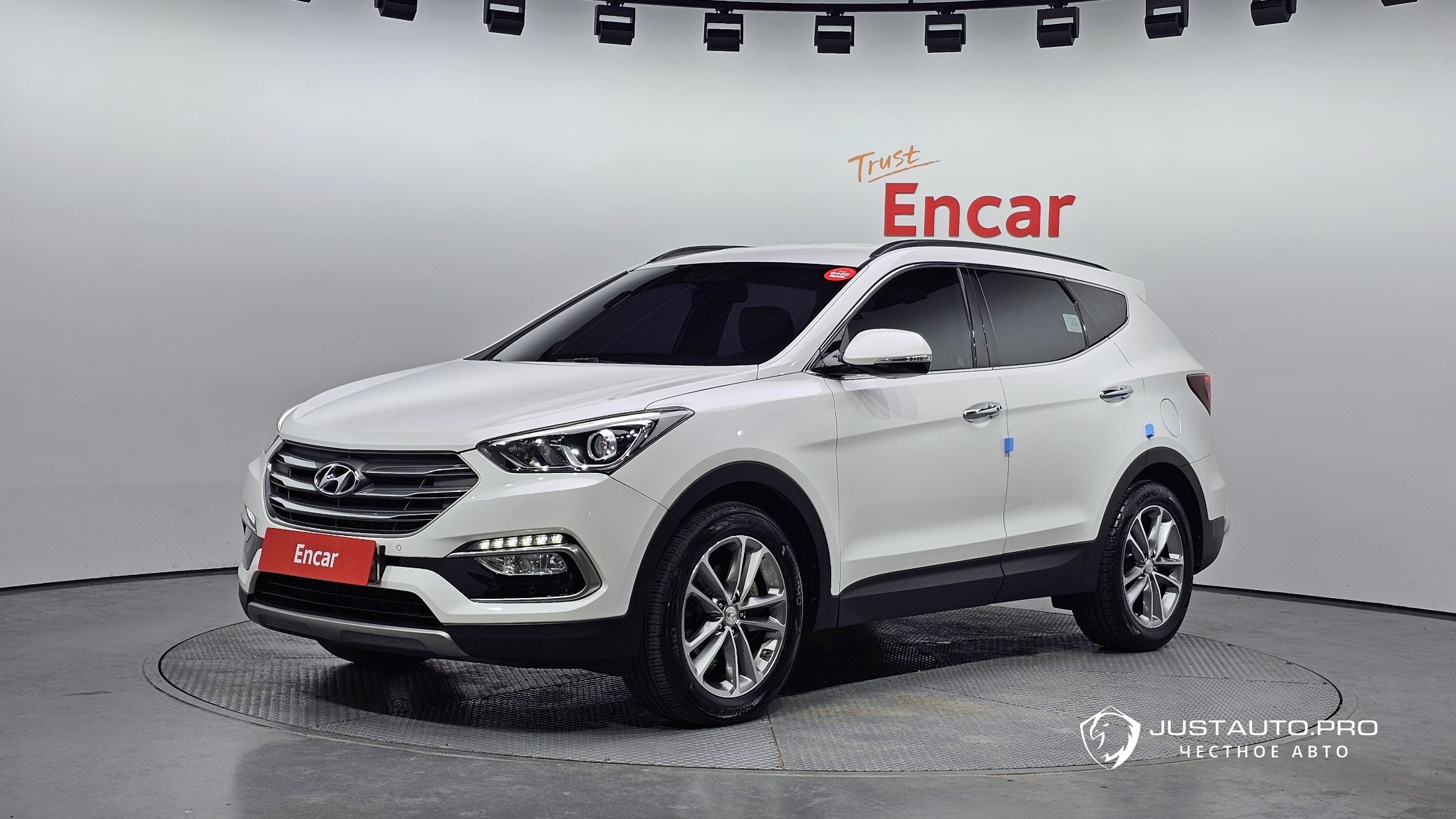 Автомобиль Hyundai Santafe