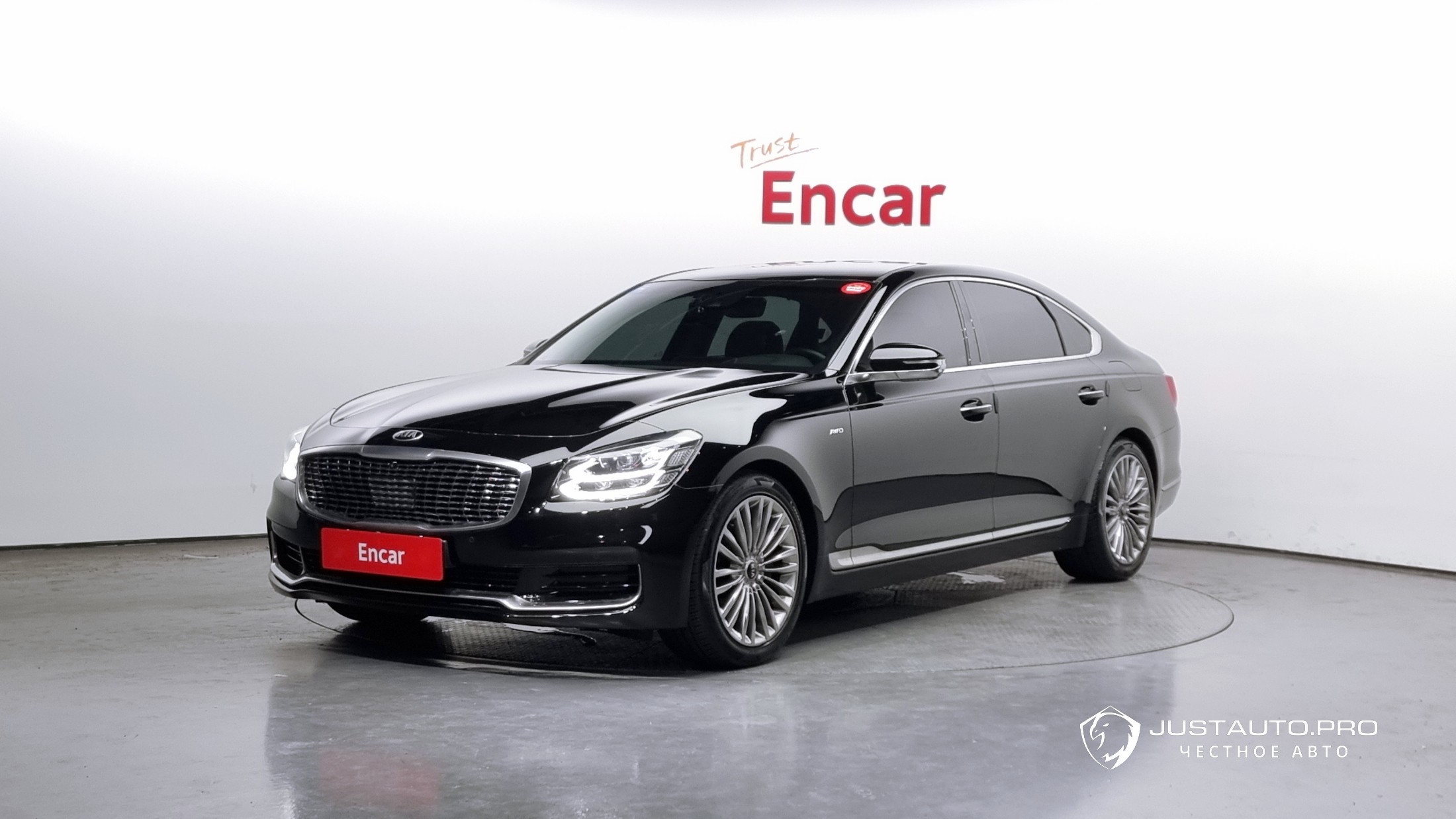 Автомобиль Kia K9