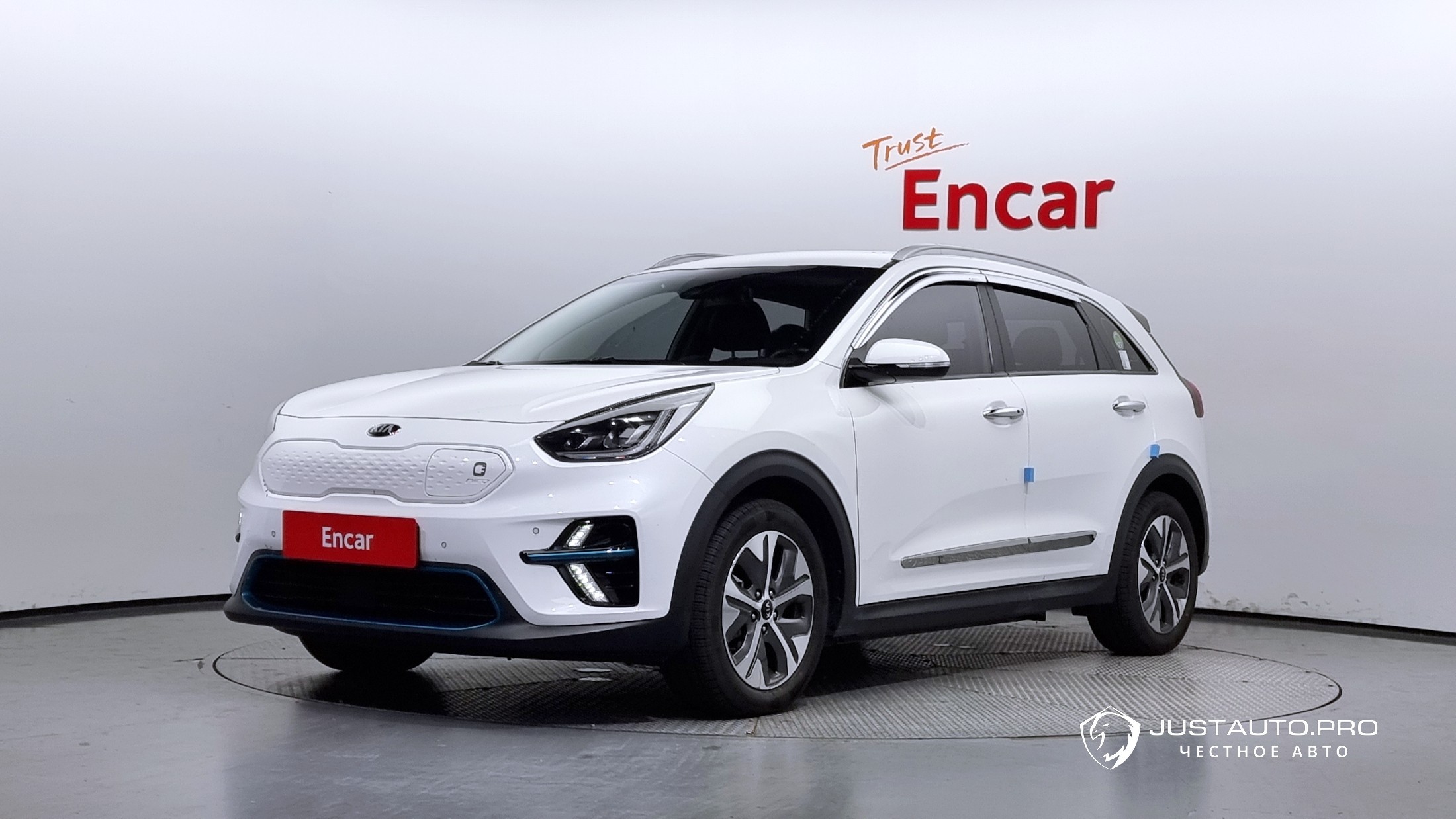 Автомобиль Kia Niro