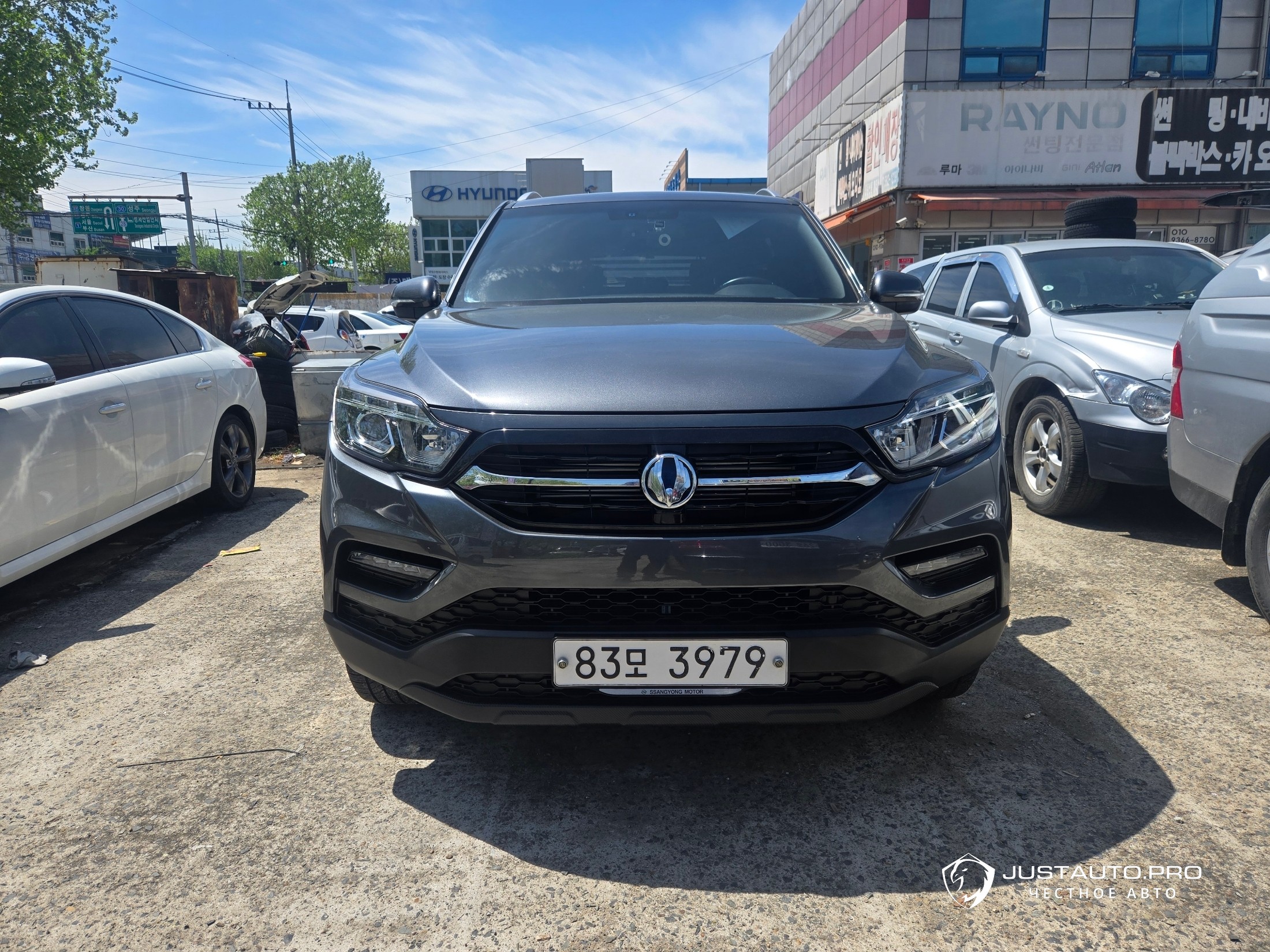Автомобиль KG_Mobility_Ssangyong Rexton