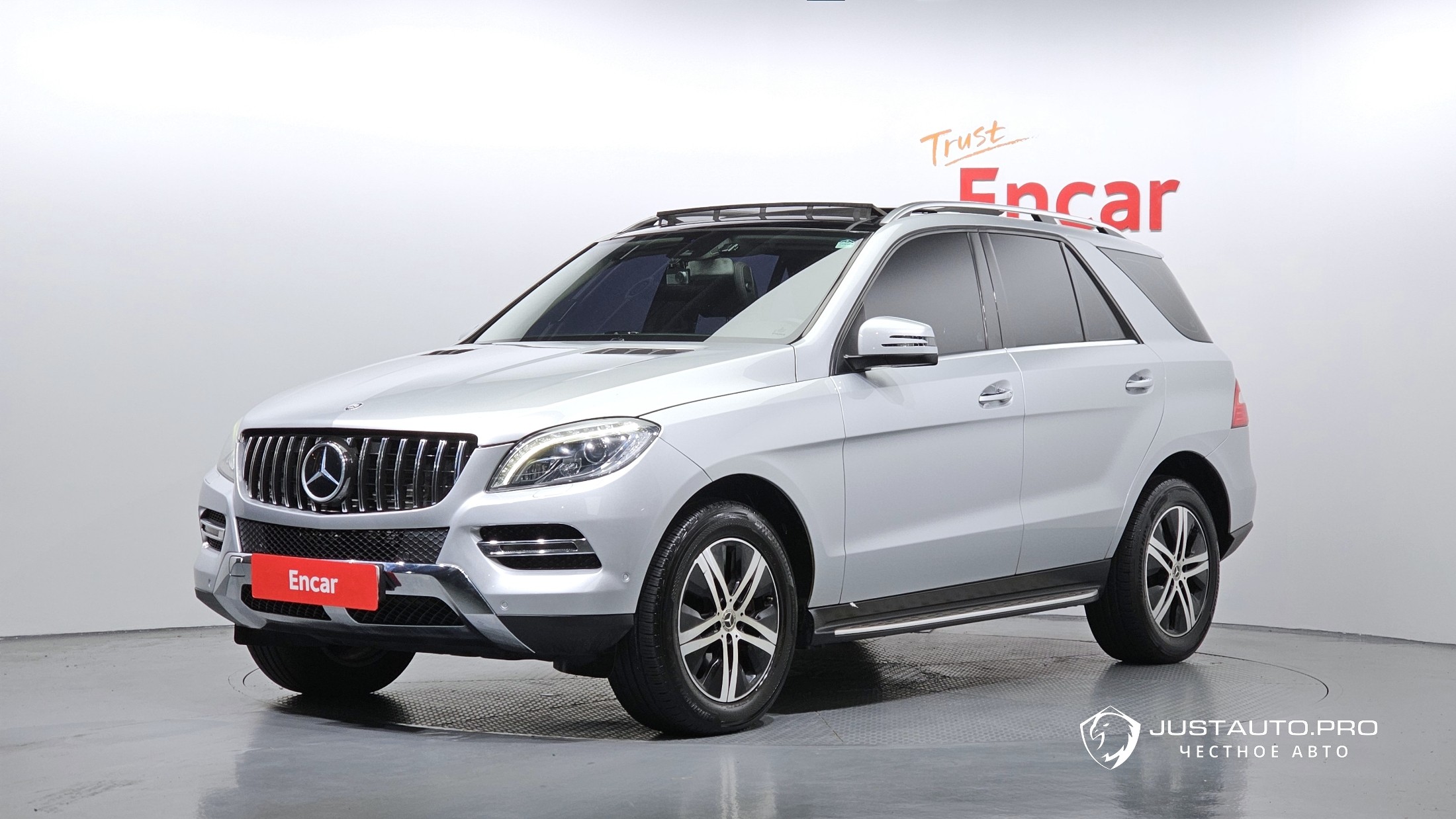 Автомобиль Mercedes-Benz M-class