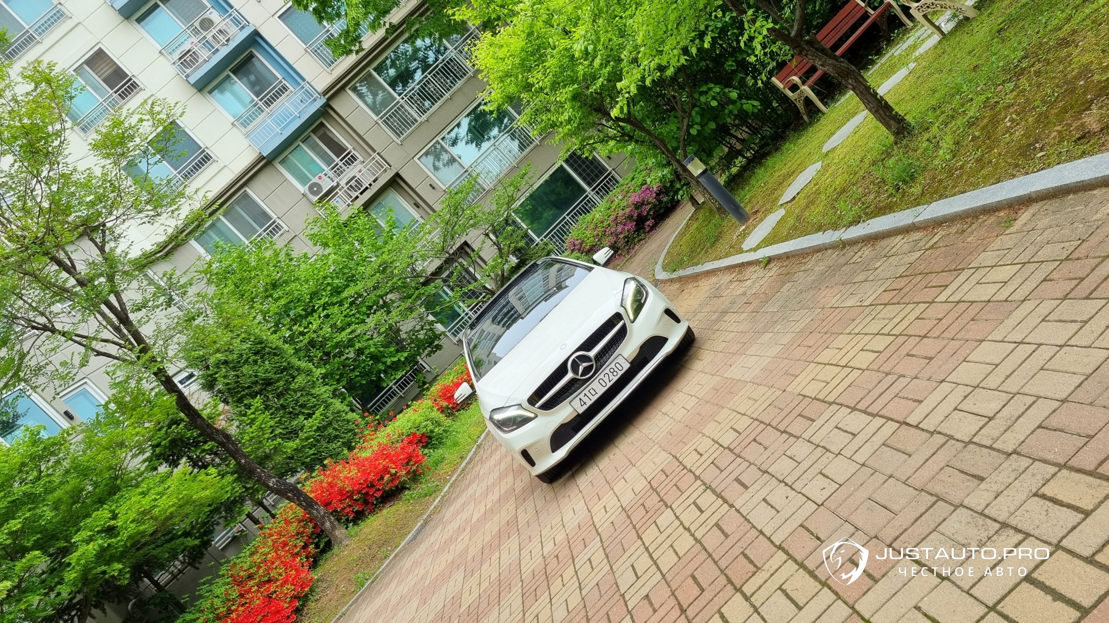 Автомобиль Mercedes-Benz A-Class