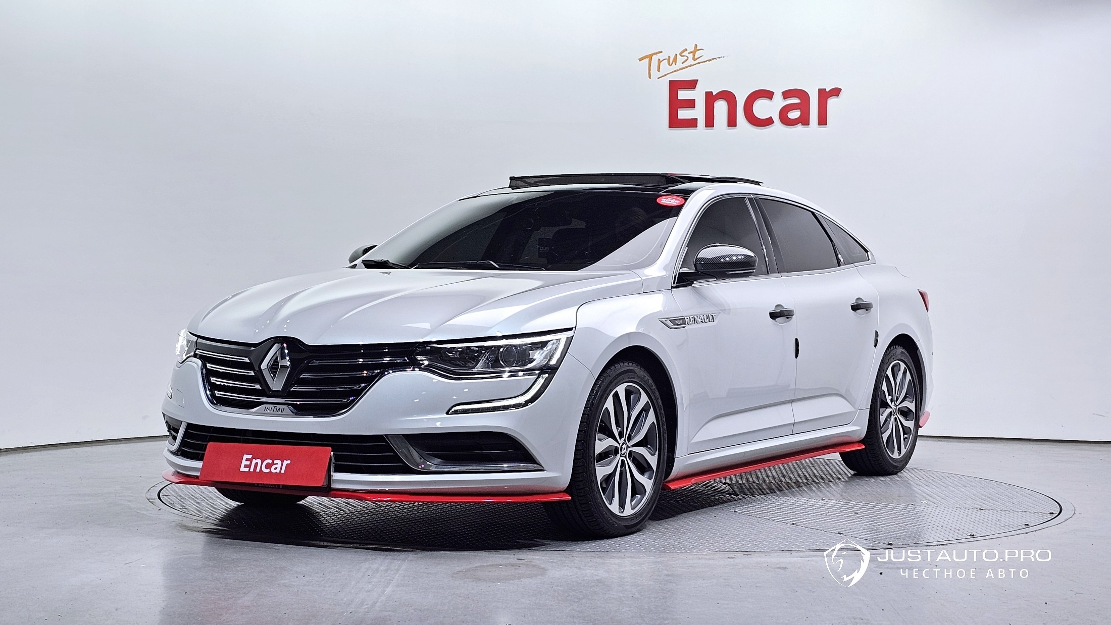 Автомобиль Renault-KoreaSamsung SM6