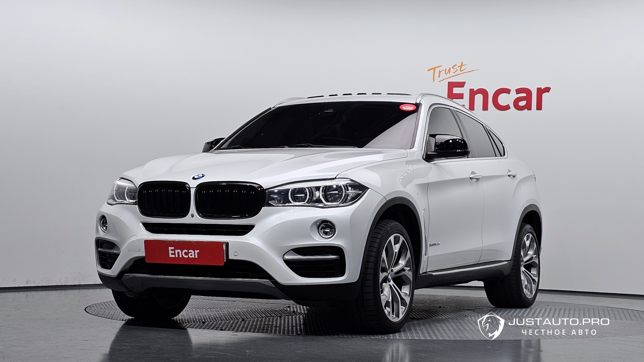 Автомобиль BMW X6
