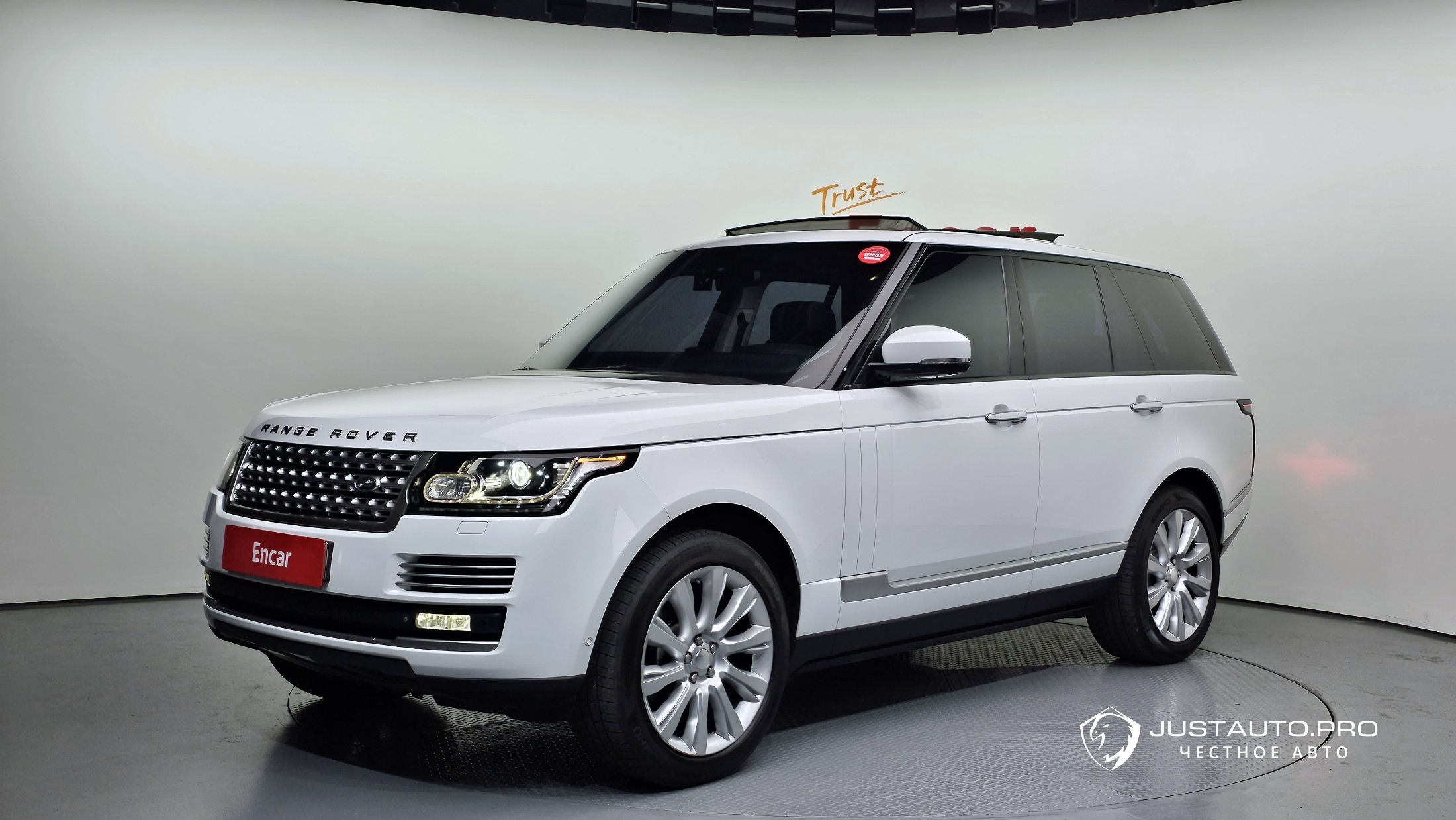 Автомобиль Land Rover Range Rover