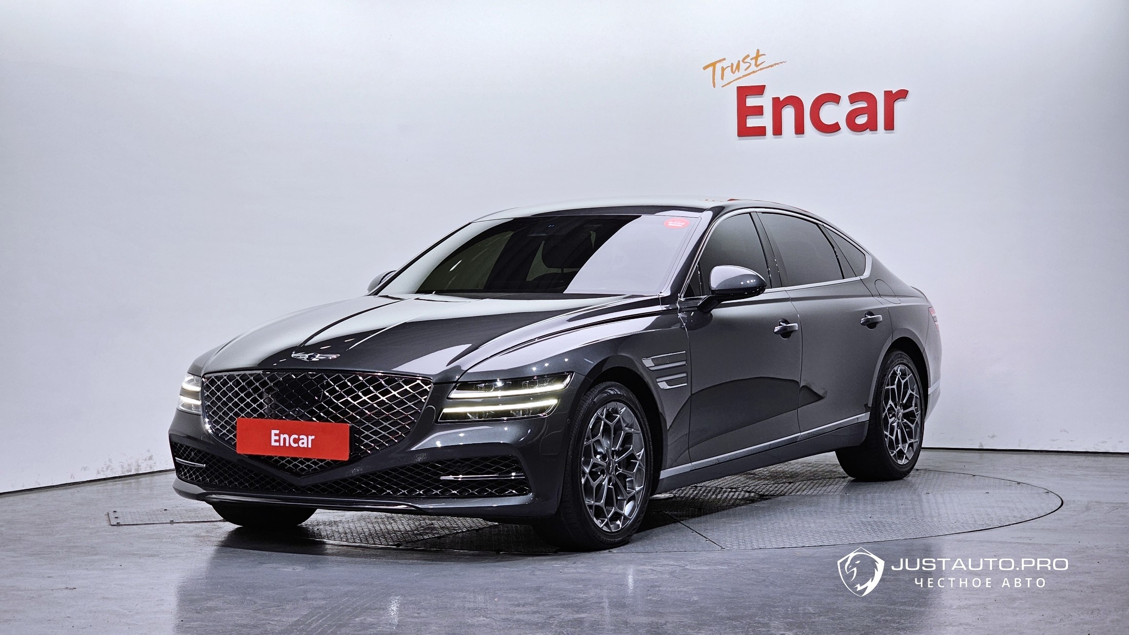 Автомобиль Genesis G80