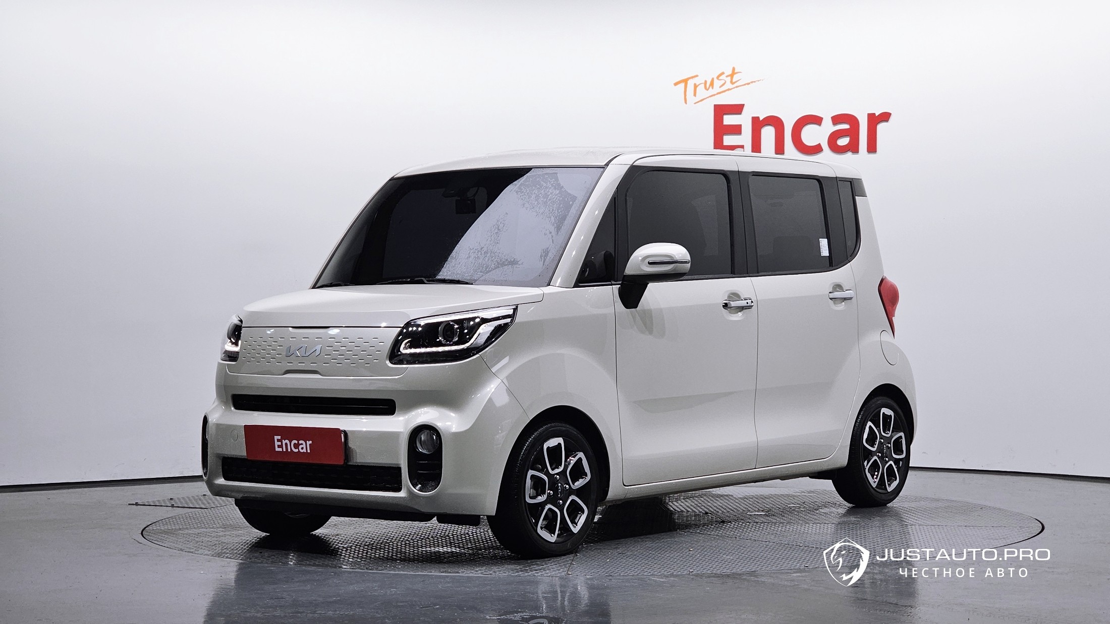 Автомобиль Kia RAY